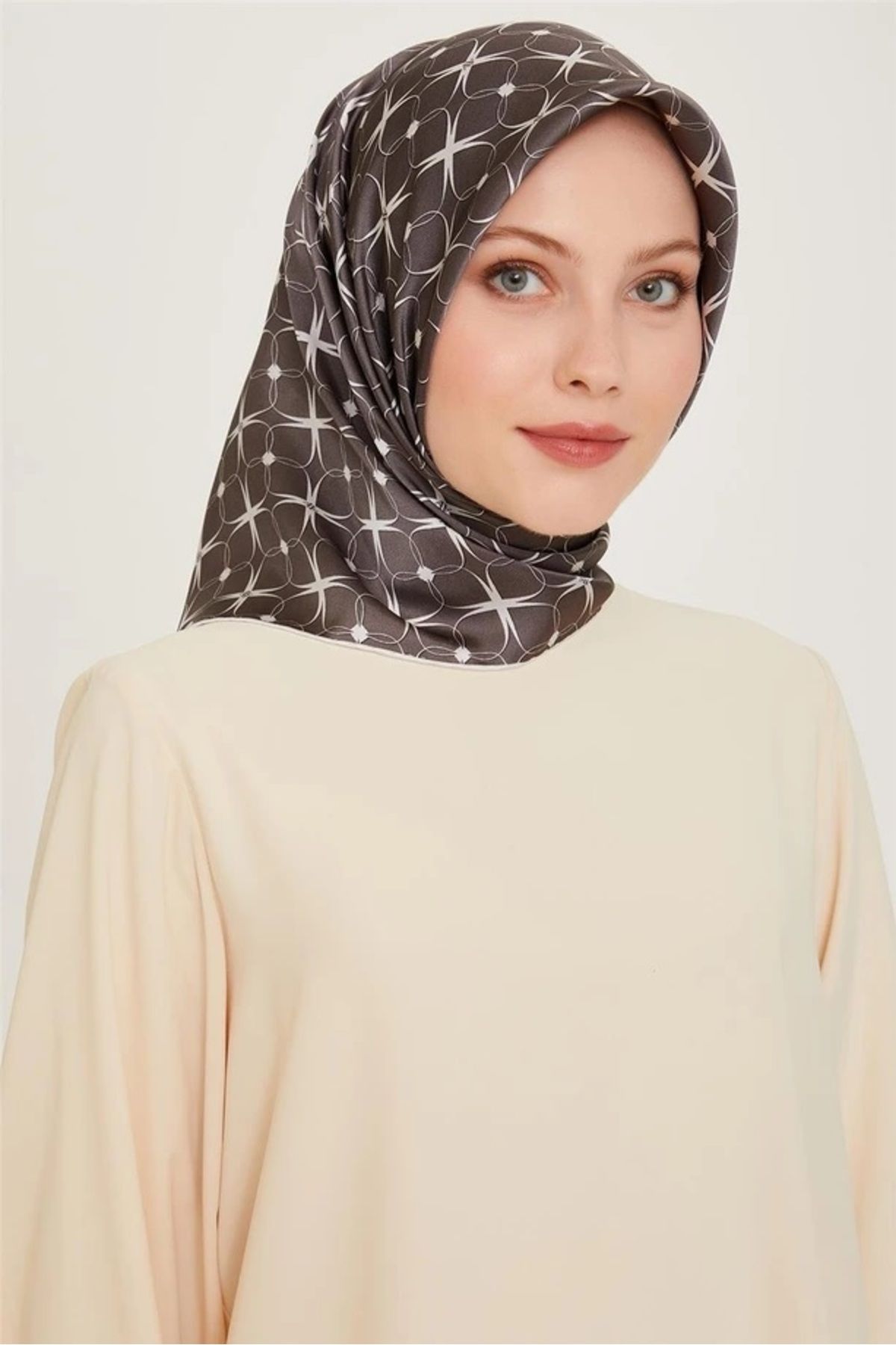 Tivil Ipek Eşarp 9207-85 Füme Karışık Desen image