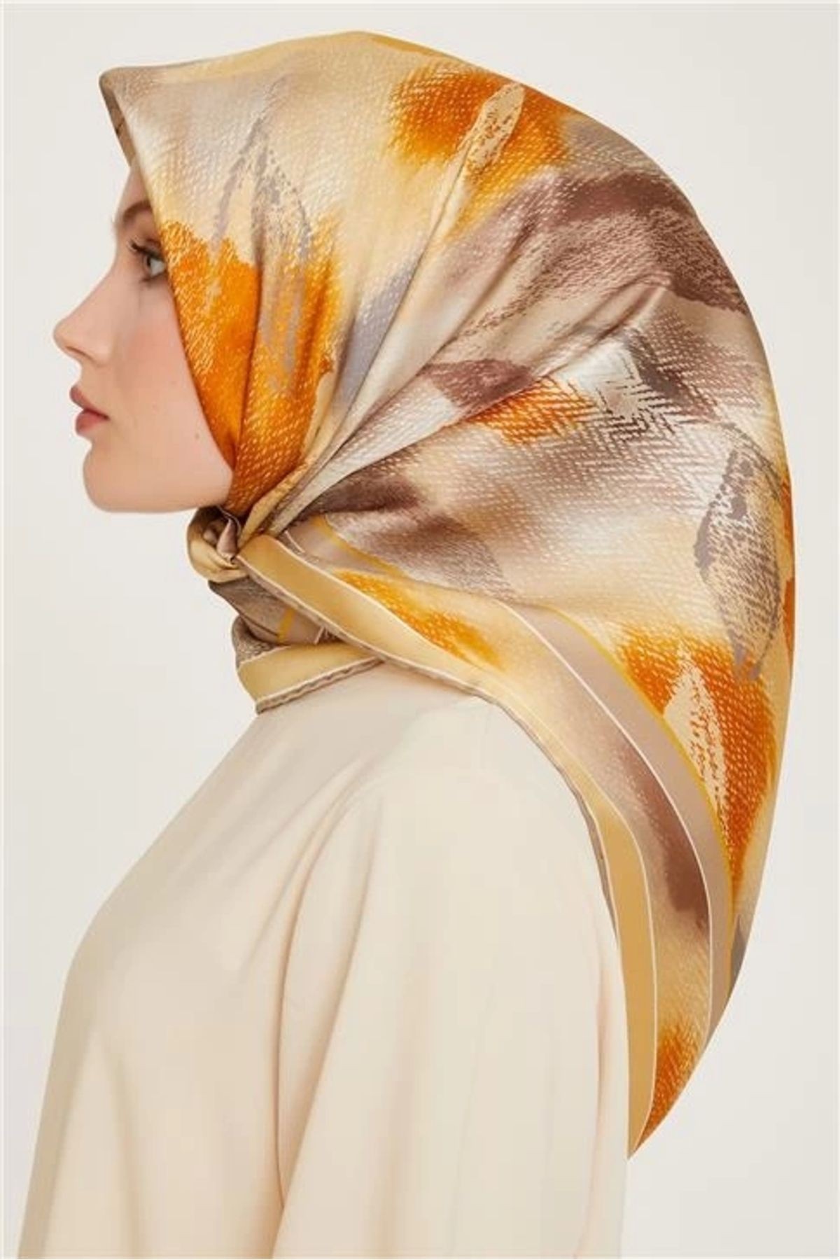 %100 Twill Ipek Desenli Eşarp | 9240-51