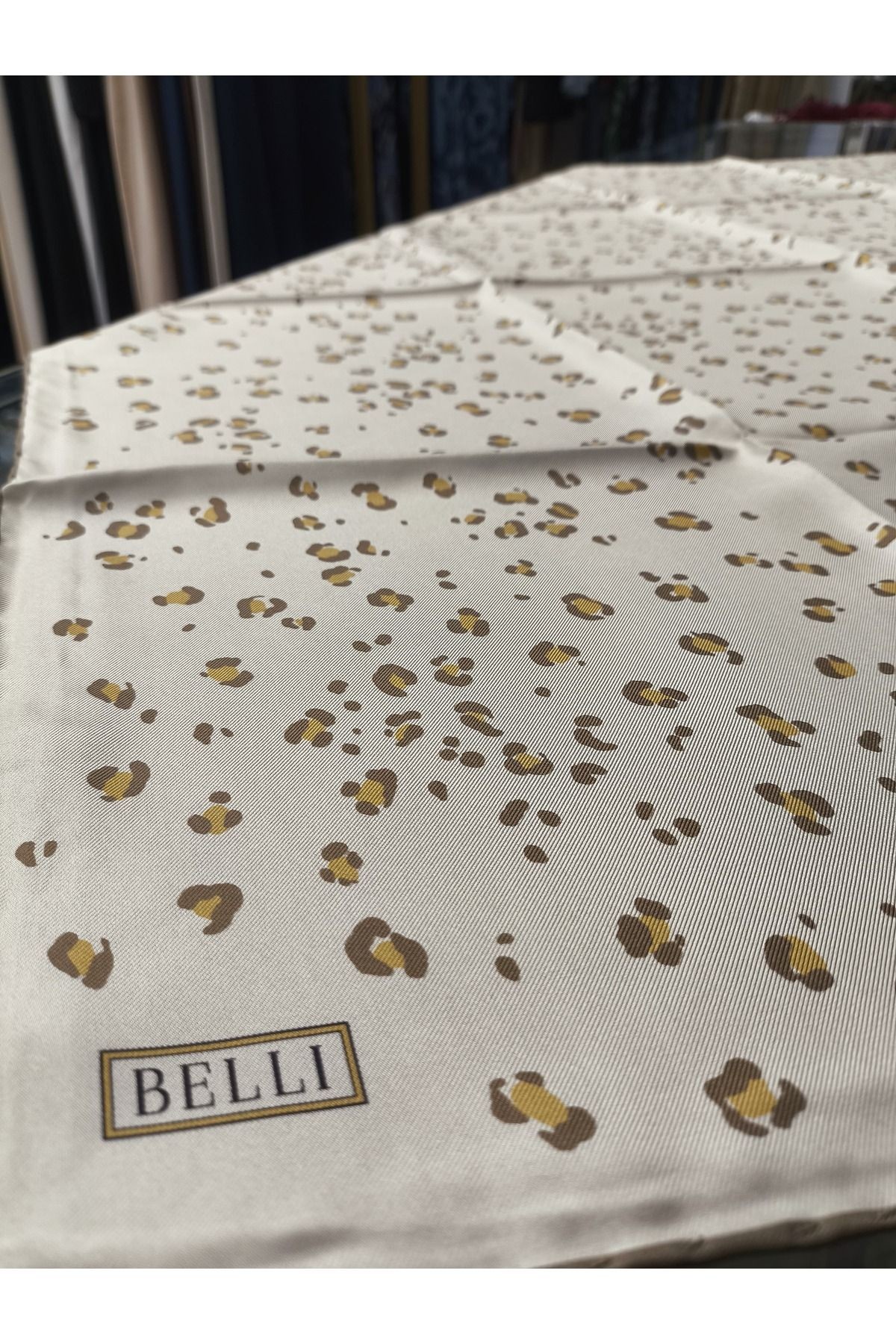 BELLİ Luxury Twill İpek Eşarp | 4126-37