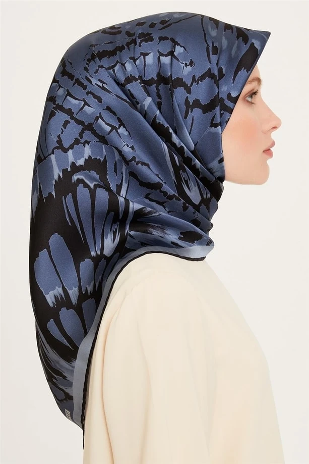 Kelebek Desenli Sura Saf İpek Eşarp 9256
