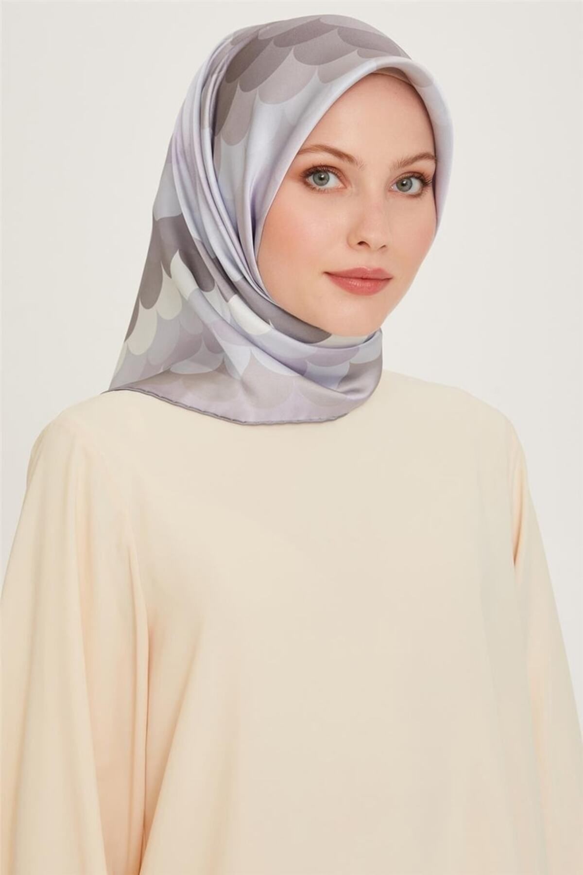 %100 Twill Ipek Desenli Eşarp | 9212dt-57