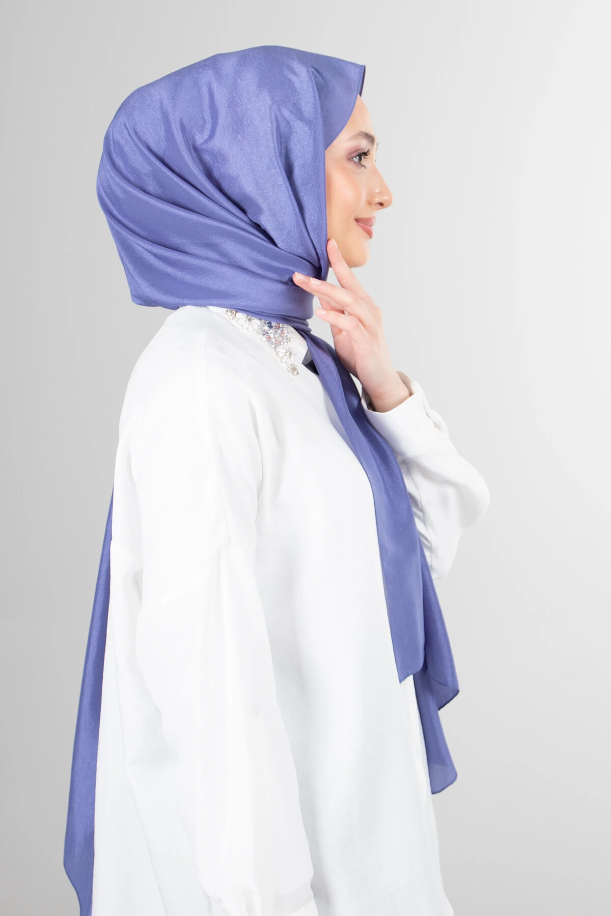 BRİSA VUAL ŞAL - veri peri image