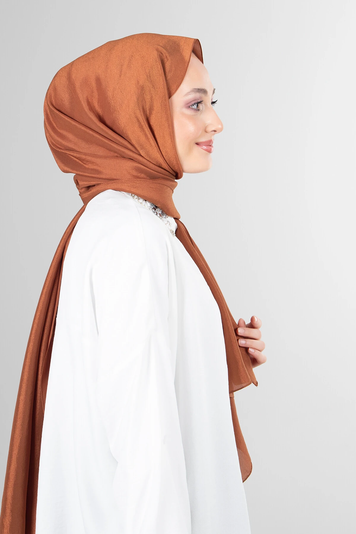 BRİSA VUAL ŞAL - taba image