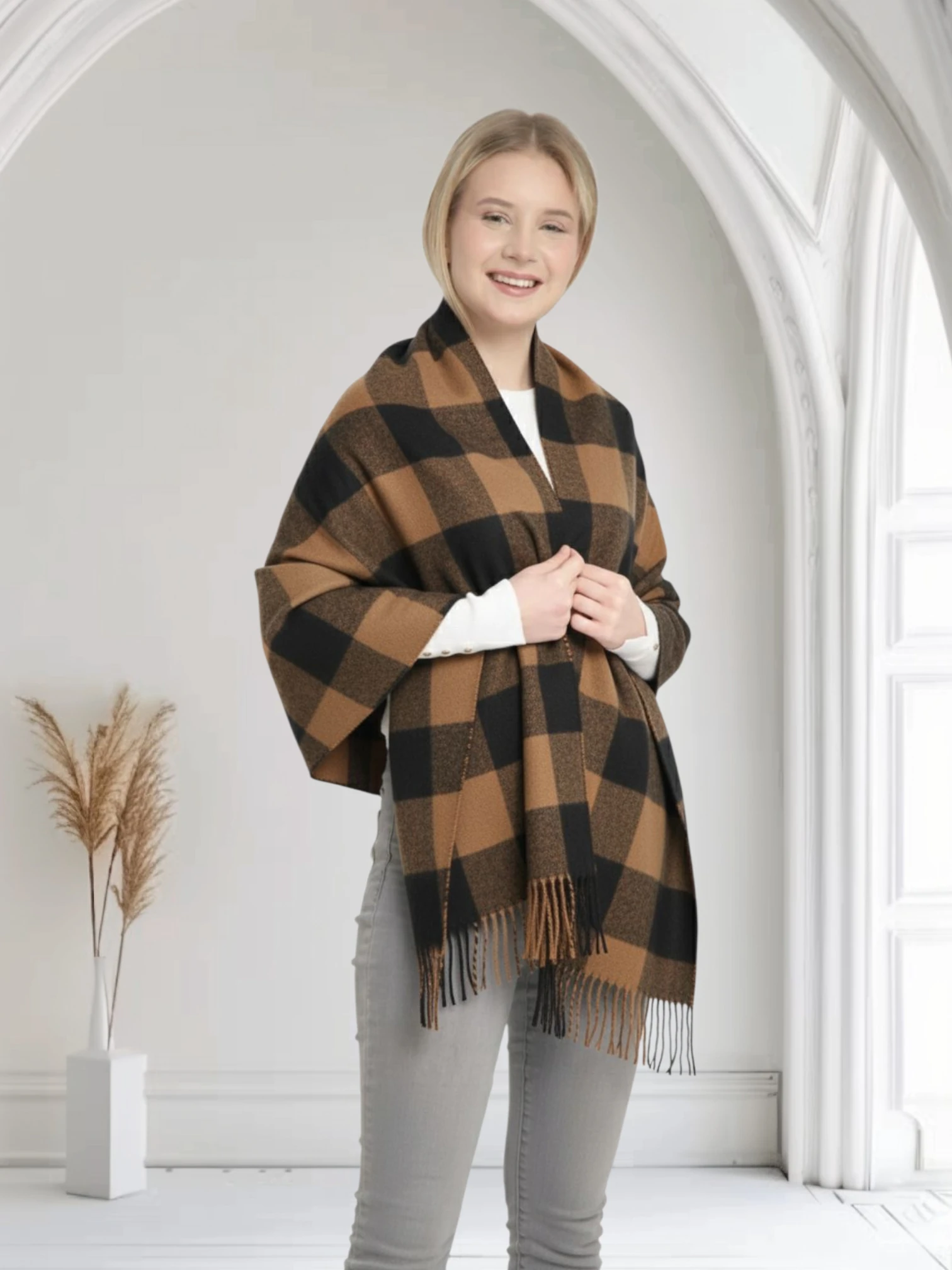 Polar omuz şalı ekose desen - KAHVE-SİYAH image