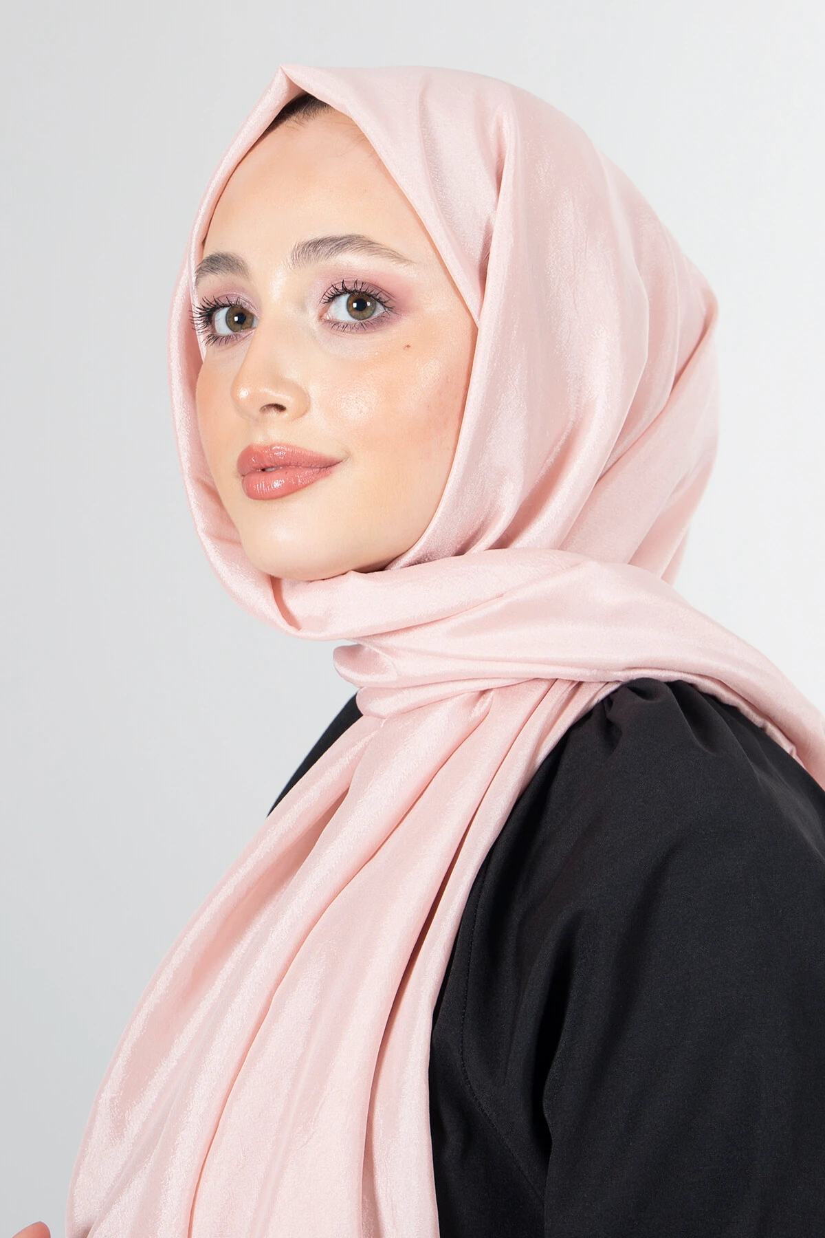 BRİSA VUAL ŞAL - pudra image