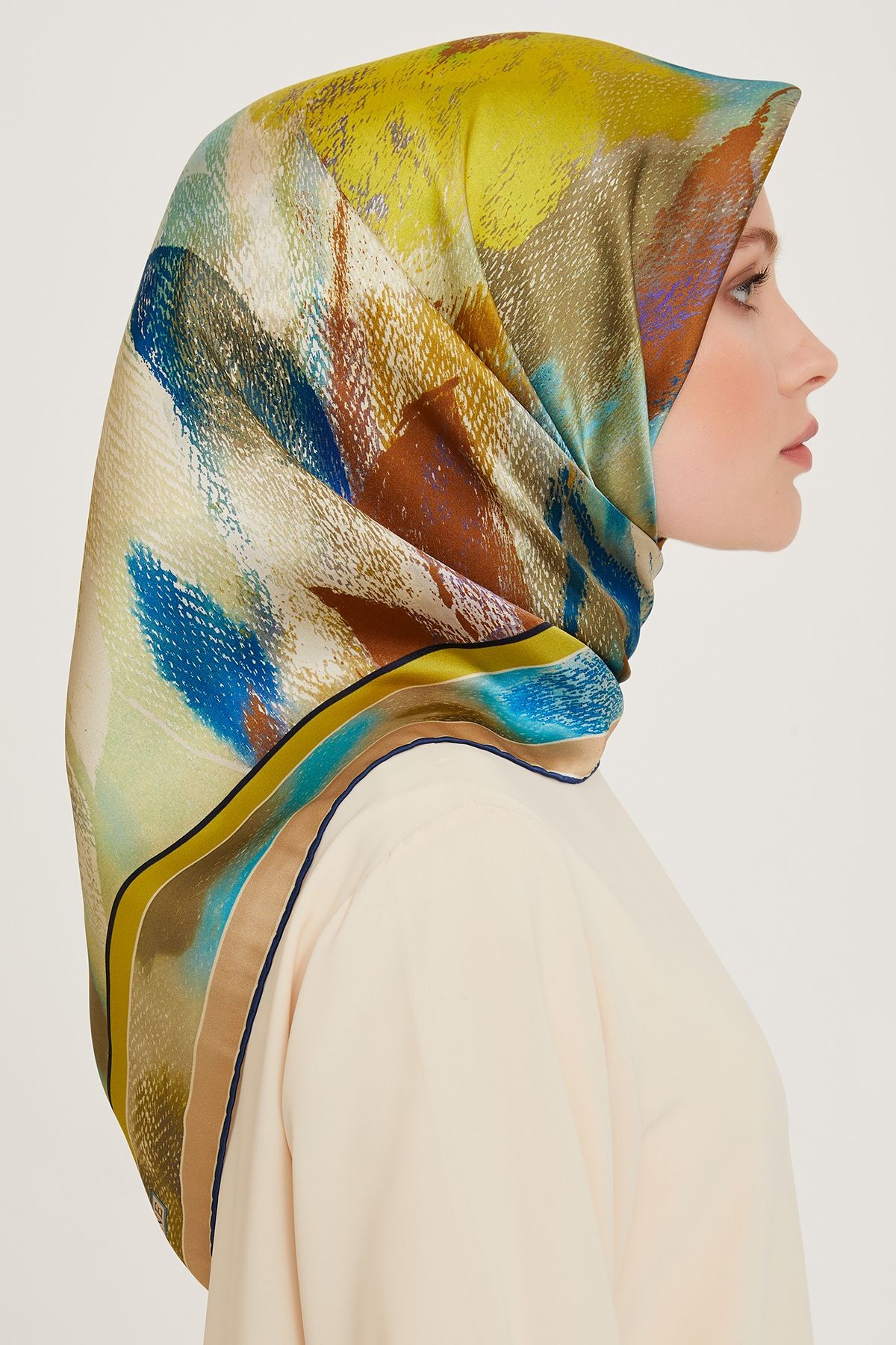%100 Twill Ipek Desenli Eşarp | 9240-33