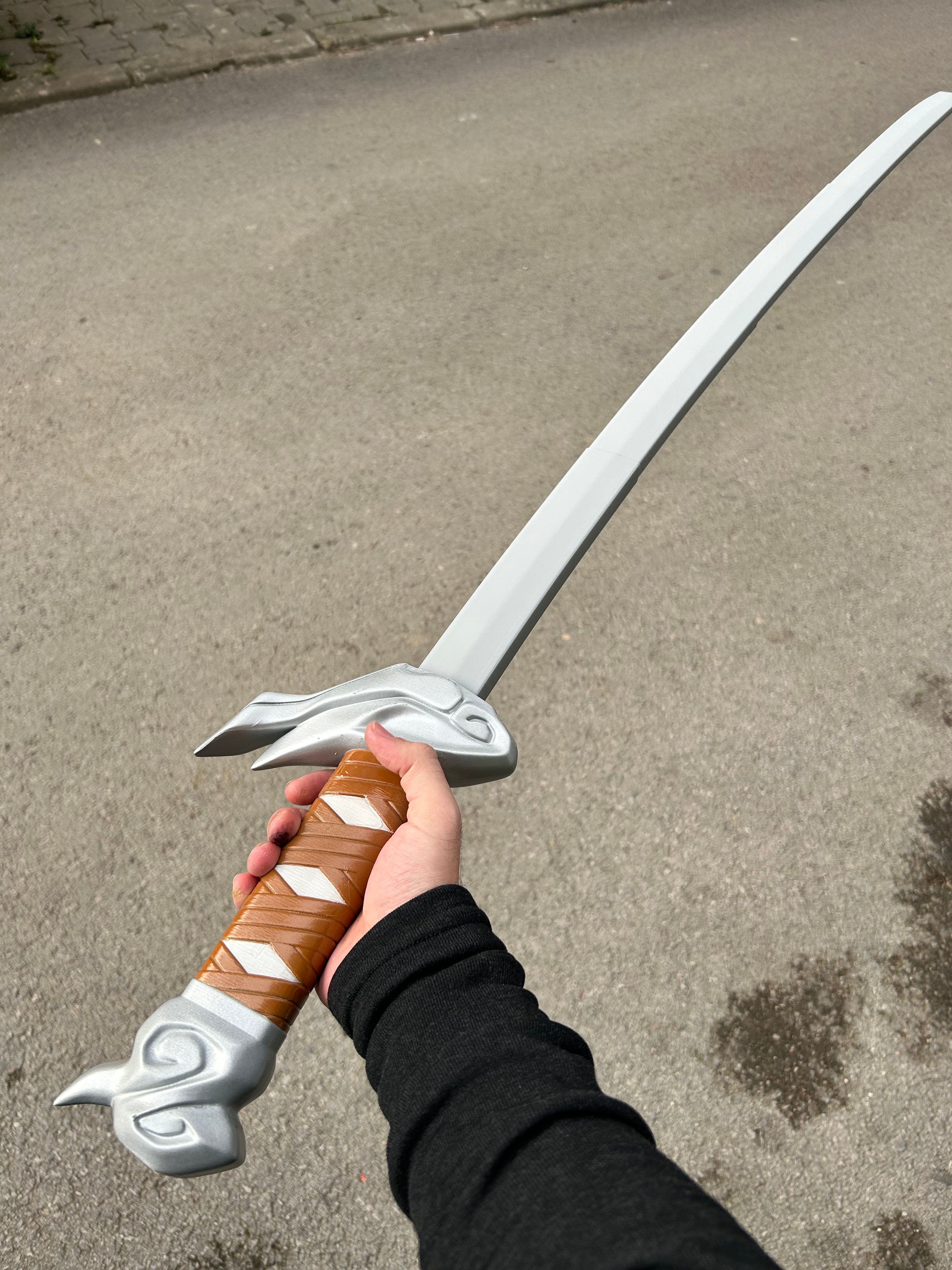 Yasuonun Katlanabilir Kılıcı