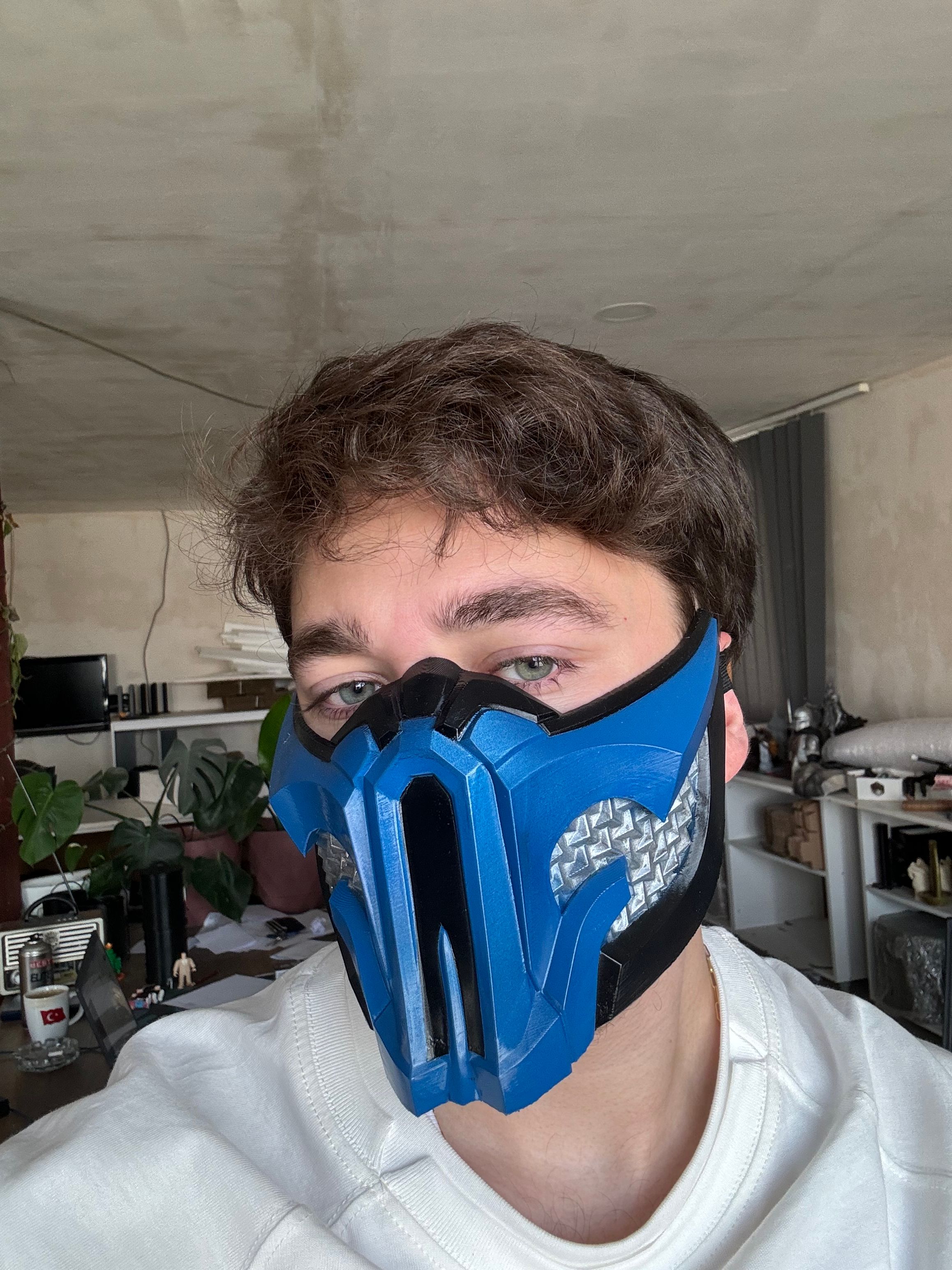 sub zero maskesi