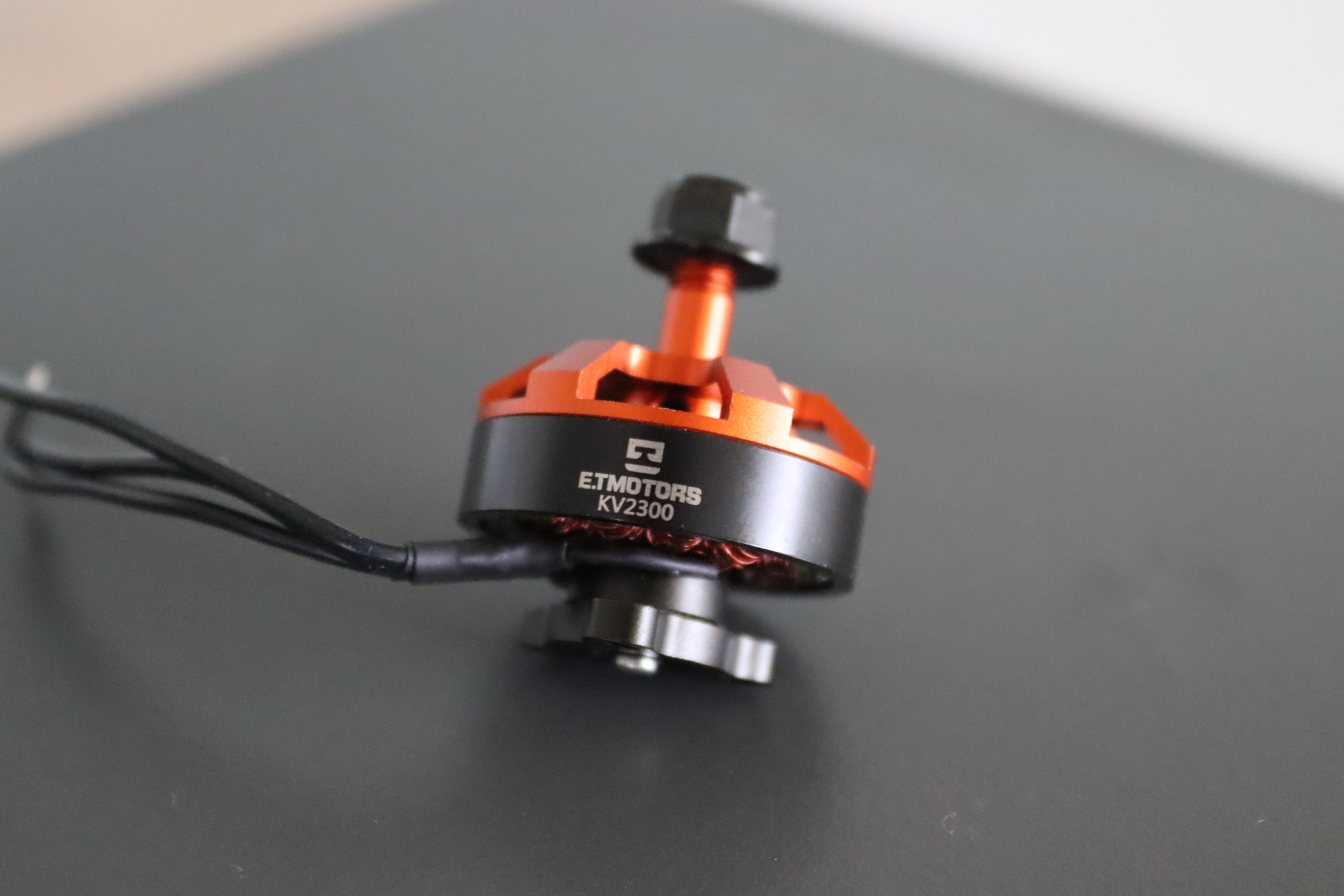 E.T MOTORS 2205 2300KV