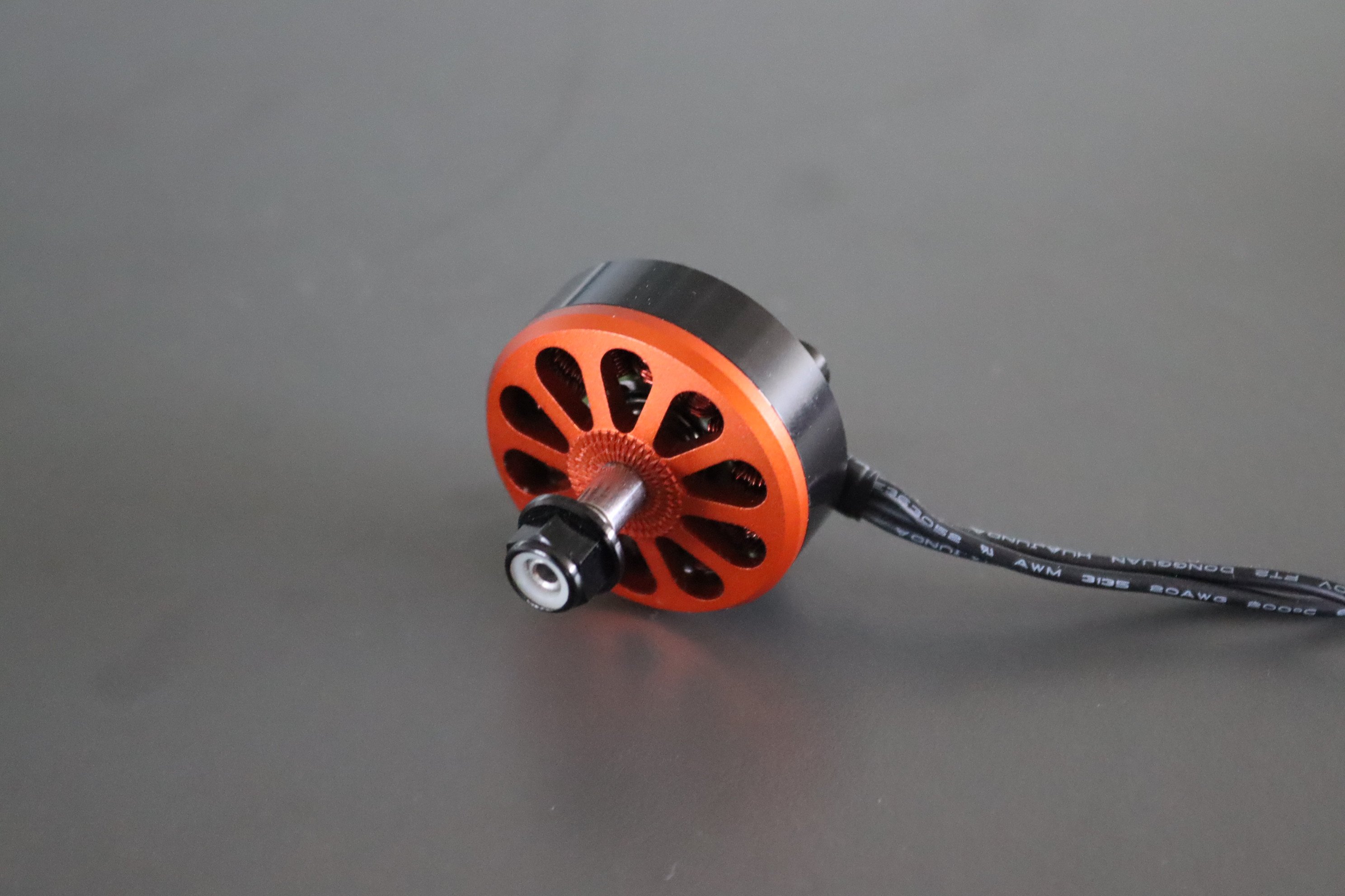 E.T MOTORS 2806 1300KV