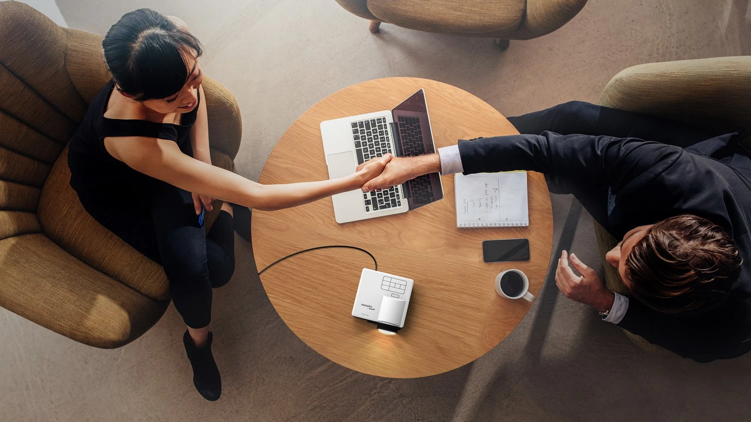 Optoma ML1050STi Ultra Mini 1000 Lümen Kısa Mesafe Projeksiyon