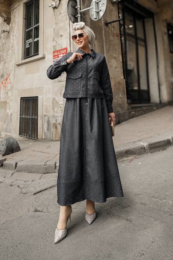 Taşlı Denim Etekli Takım