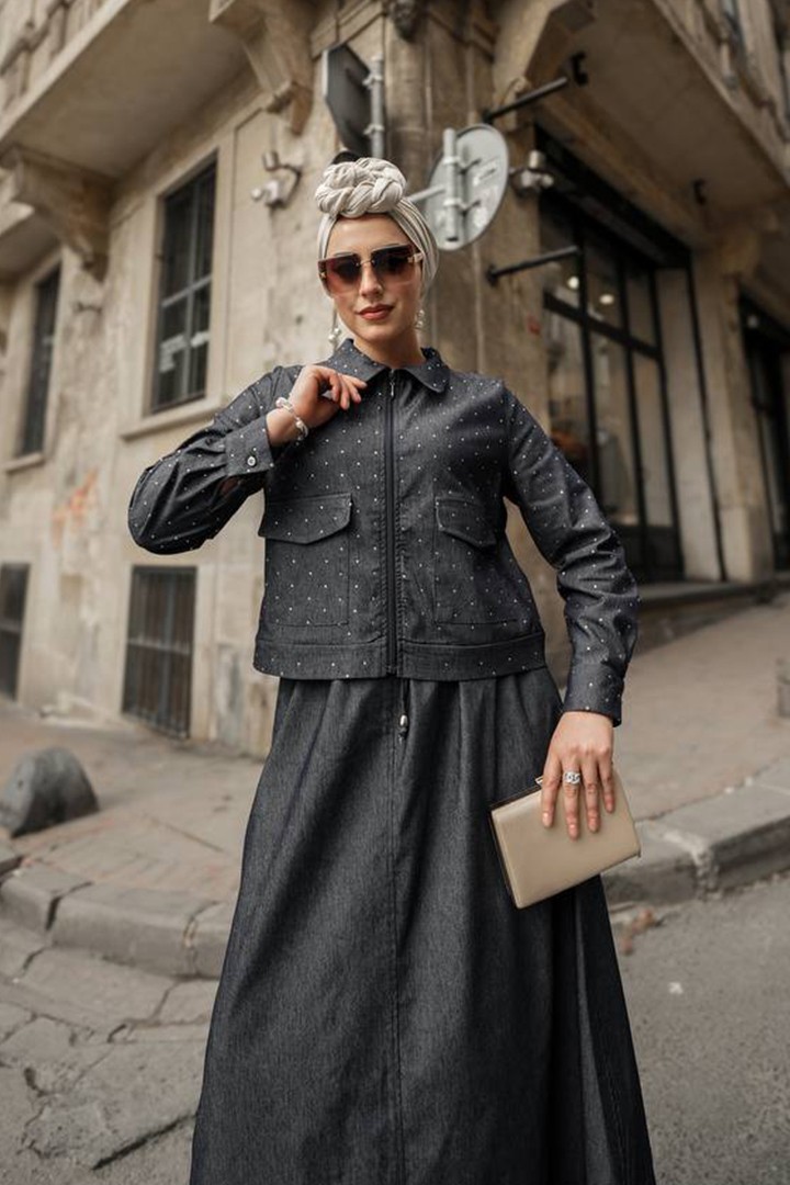 Taşlı Denim Etekli Takım