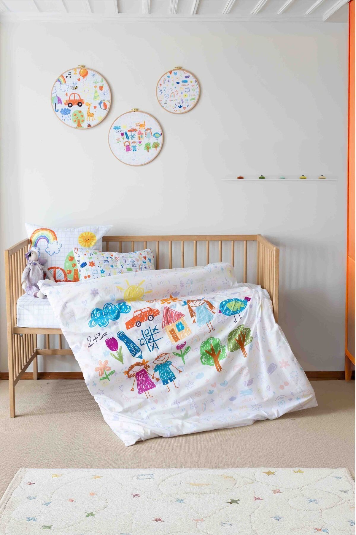 Cute Little Ones %100 Pamuk Bebek Odası Seti: Nevresim Takımı, Kırlent, 3'lü Tablo