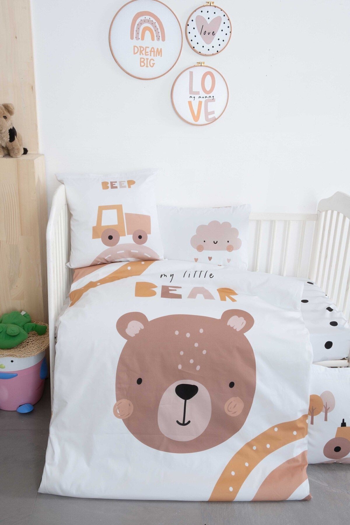 Mibabies ; Ultra Yumuşak %100 Pamuklu Bebek Odası Takımı: Nevresim Takımı, Kırlent, Duvar Süsü