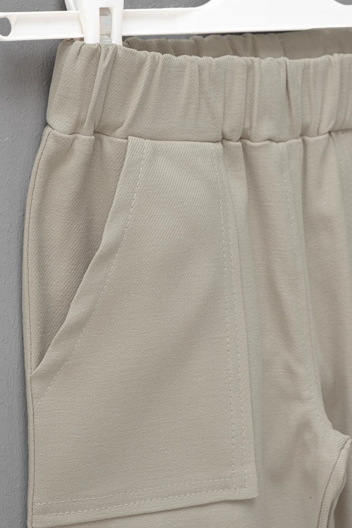 Erkek Kargo Cepli Bej Pantolon % 100 Pamuk