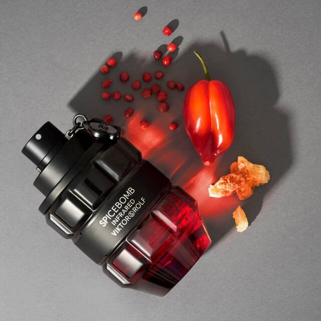 Viktor&Rolf Spicebomb Infrared Pour Homme EDT 90 ML Erkek Parfüm