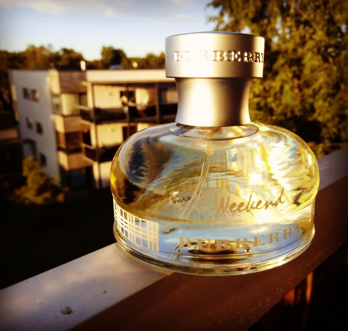 Weekend EDP 100 ML Kadın Parfüm