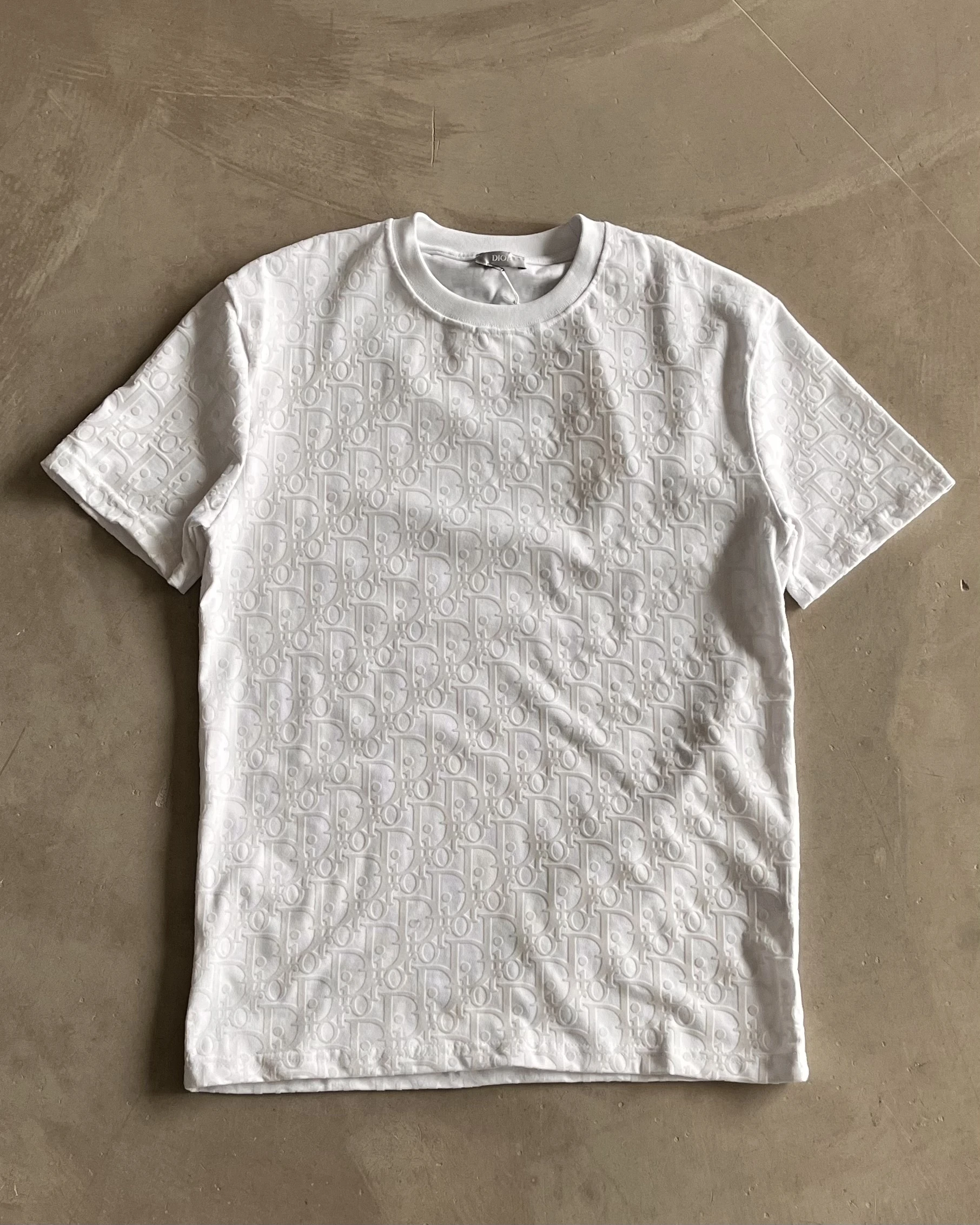 Full Logo Kabartmalı Basic Tshirt