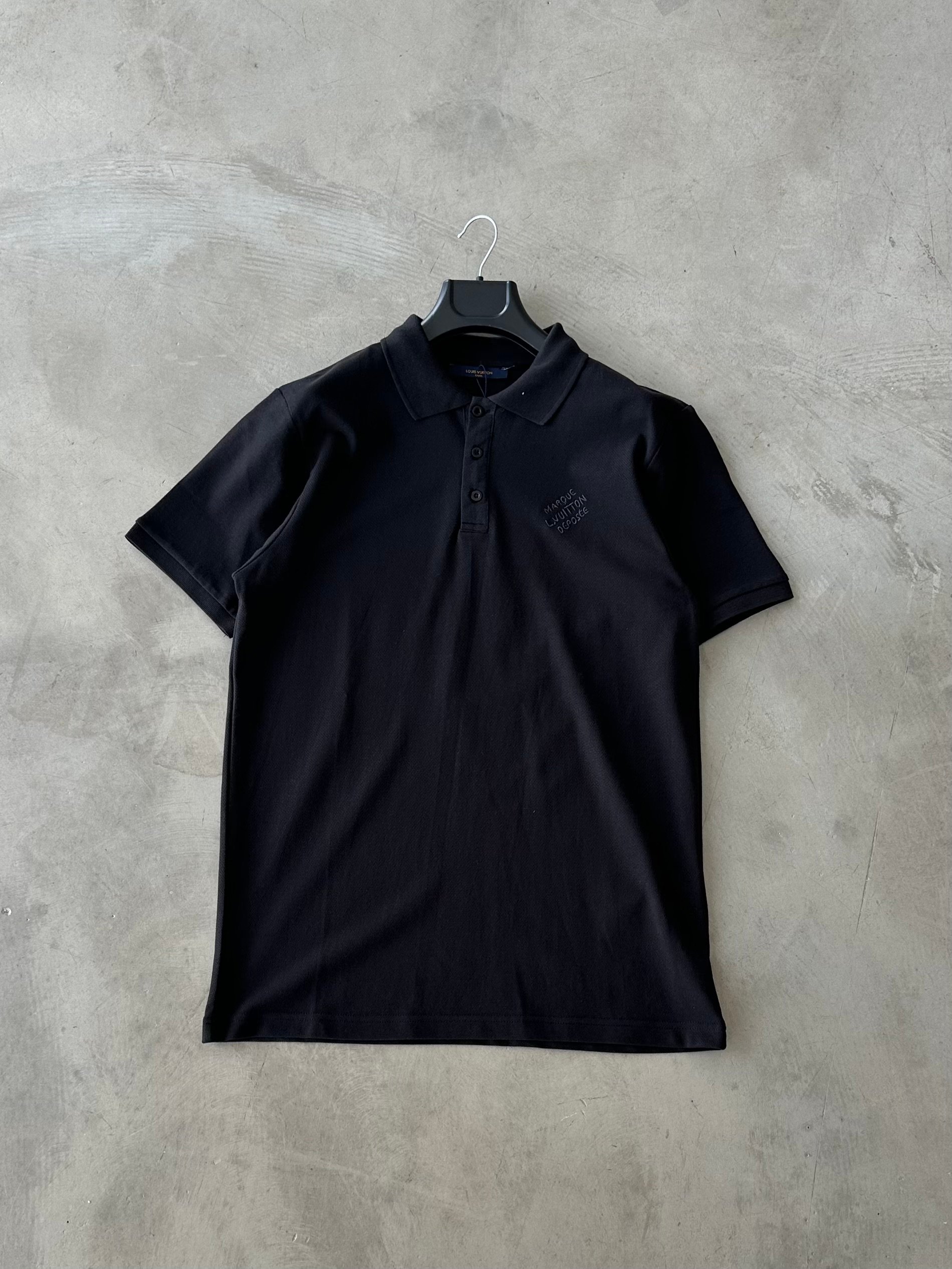 LV Nakışlı Premium Polo Yaka Tee - Siyah