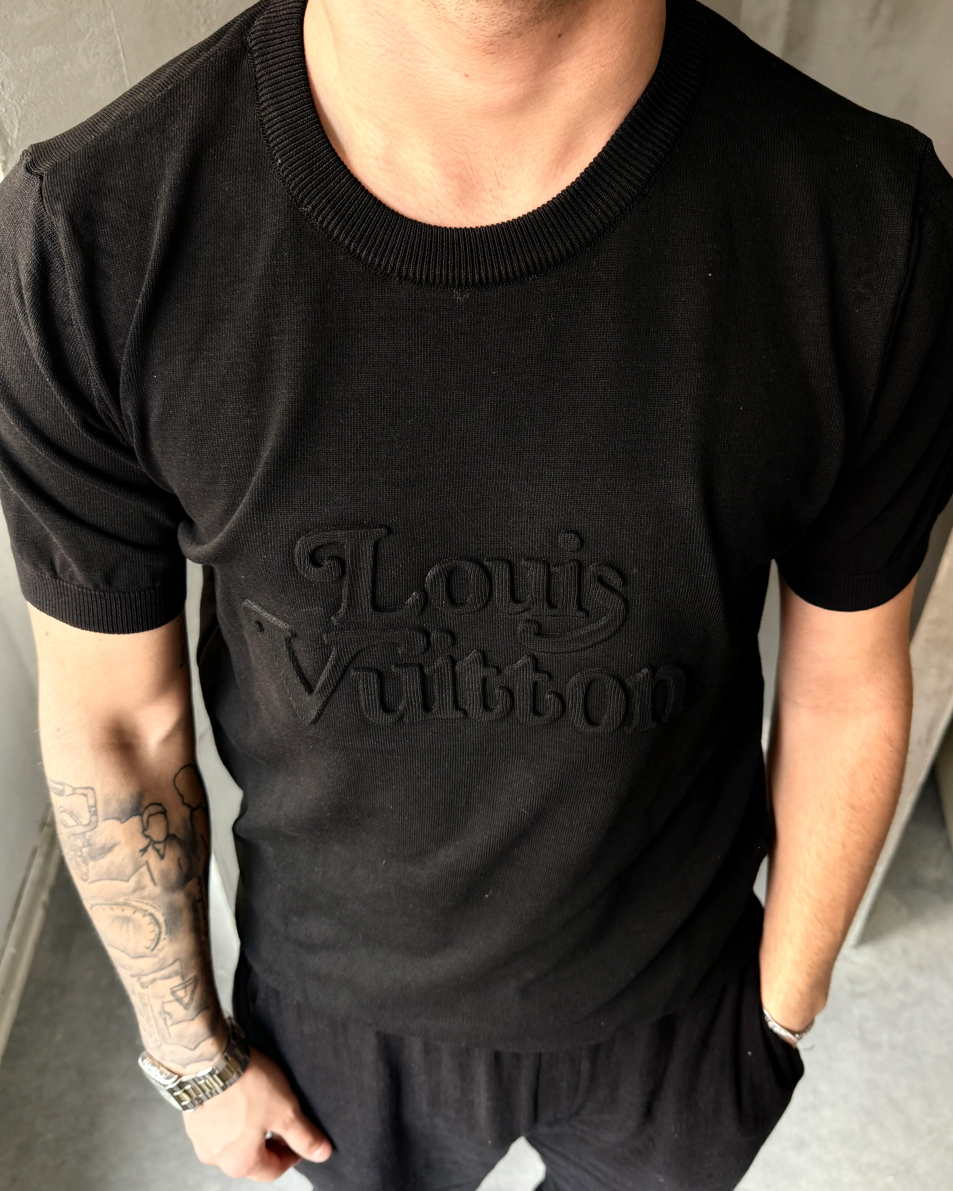 Göğüs Logo Kabartmalı Triko T-Shirt