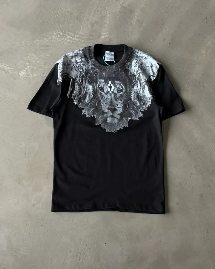 Renksiz Aslan Detaylı Basic T-Shirt