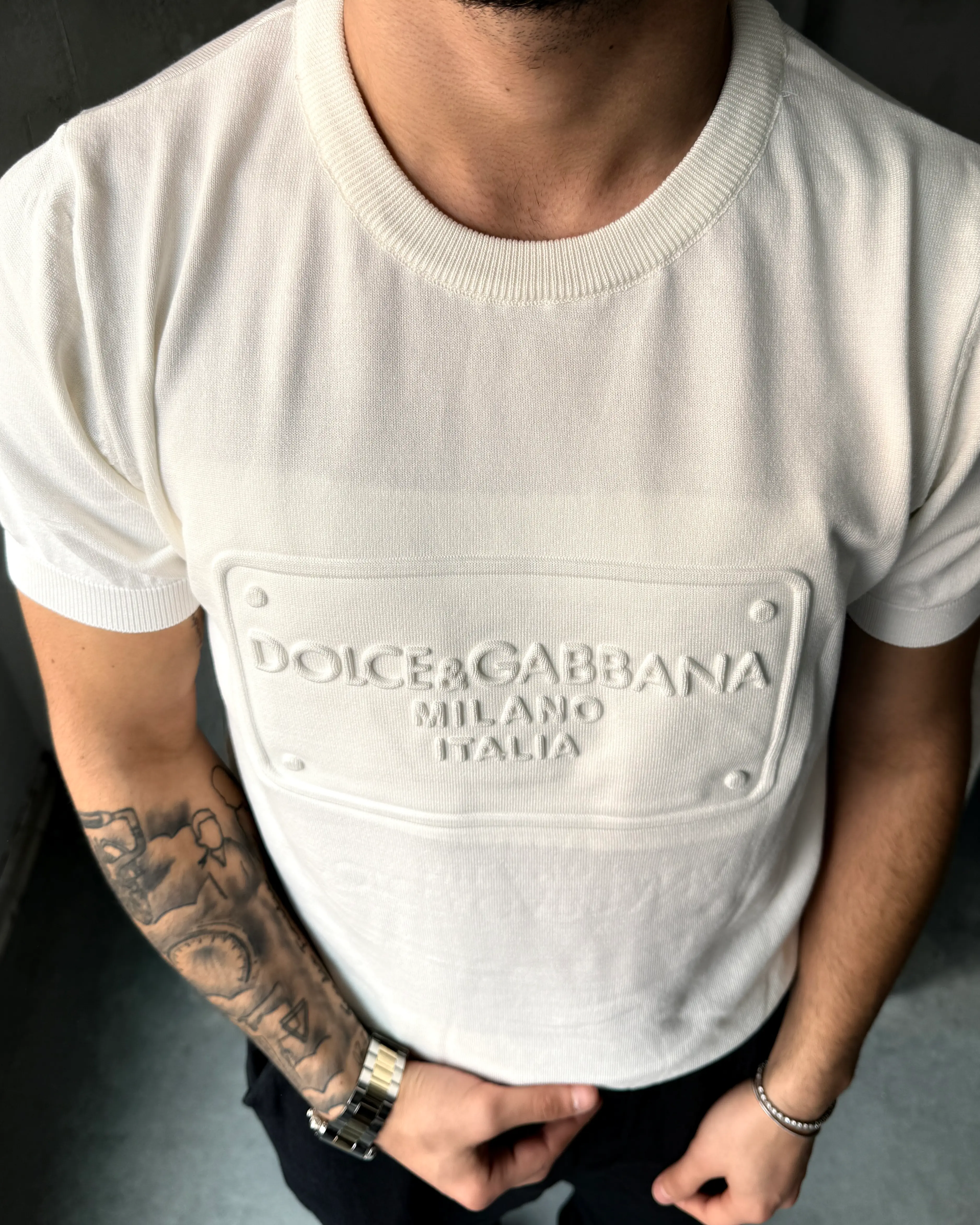 Göğüs Logo Kabartmalı Triko T-Shirt