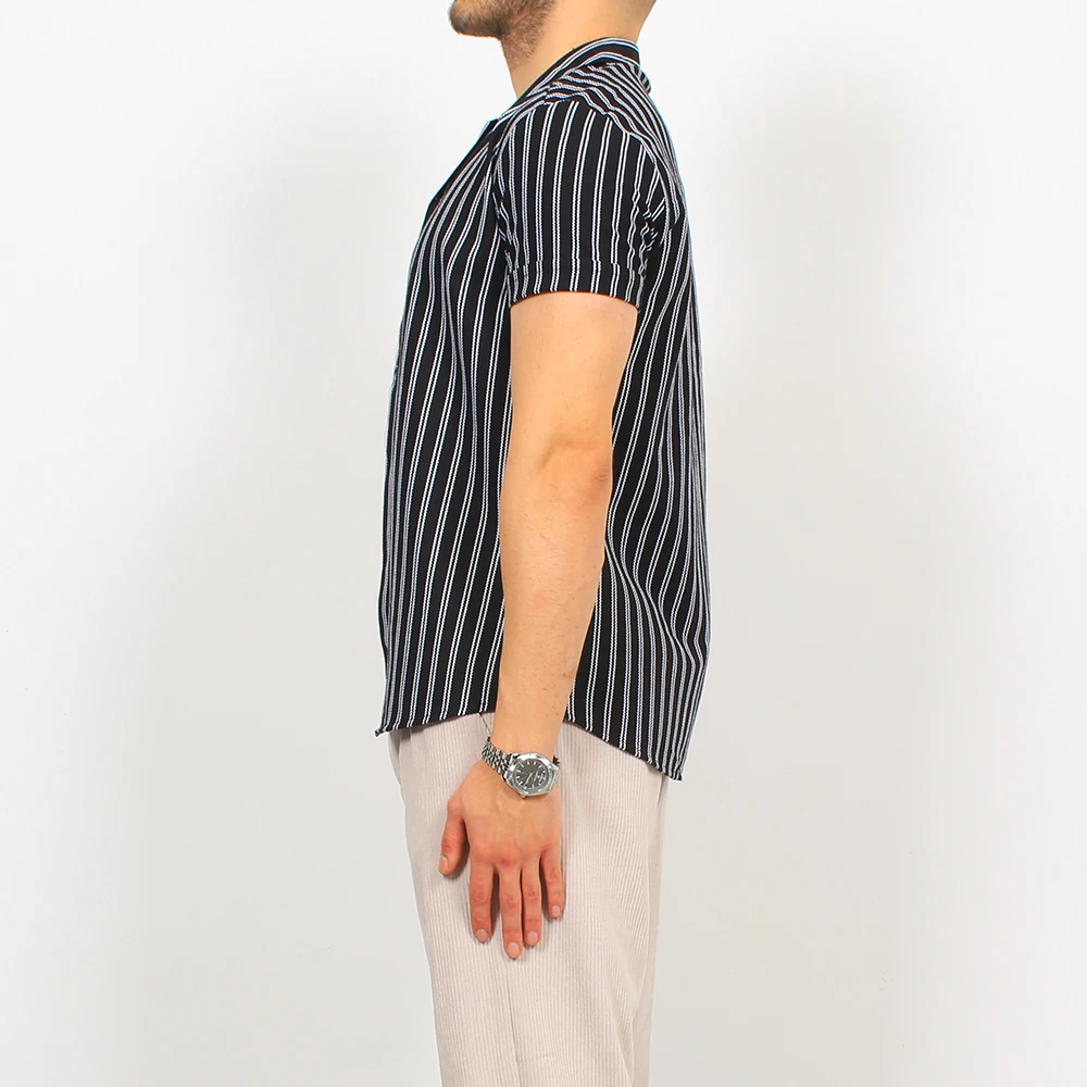 Çift Çizgili Örme Gömlek