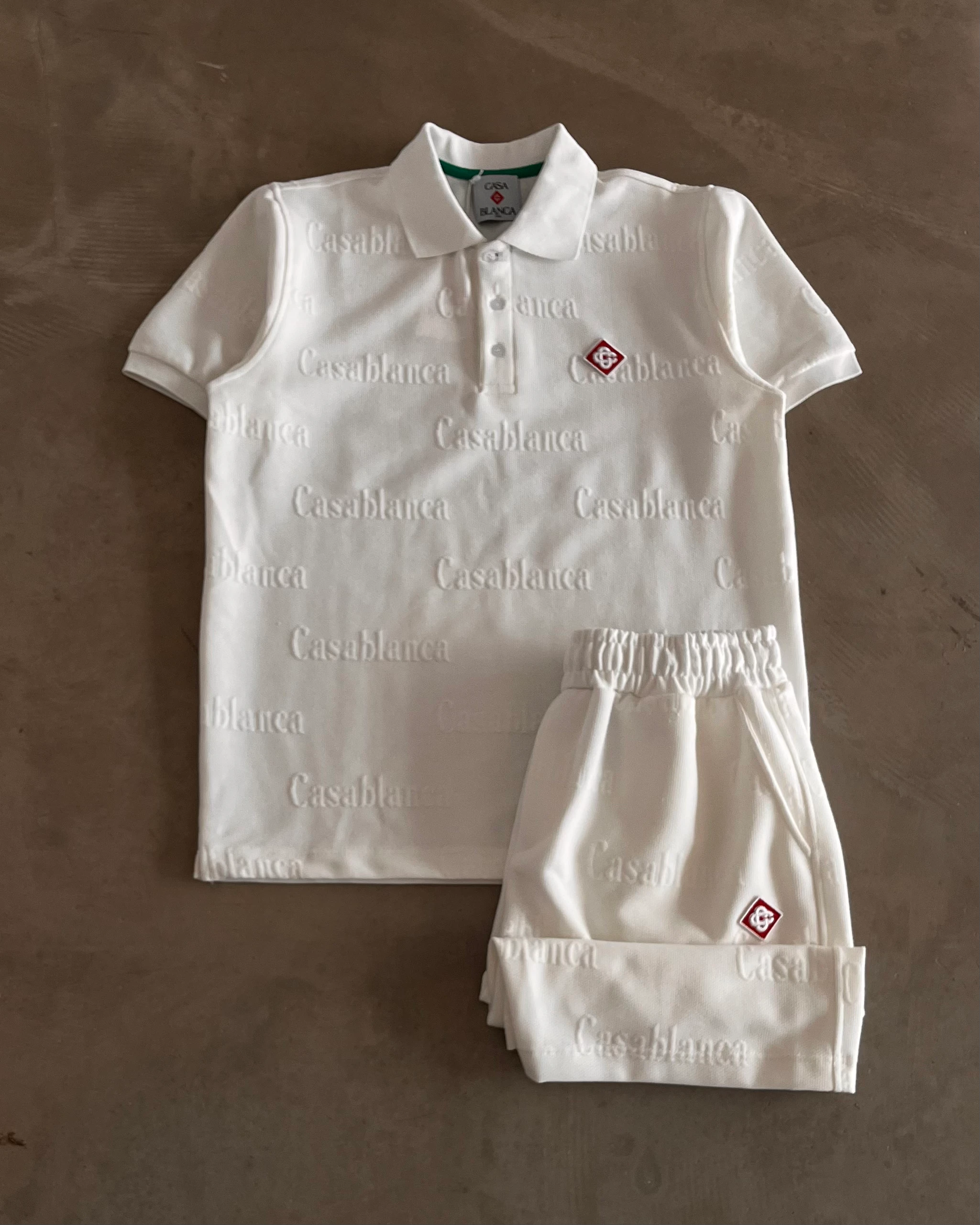 Logo Kabartmalı Polo Yaka Şort Takımı