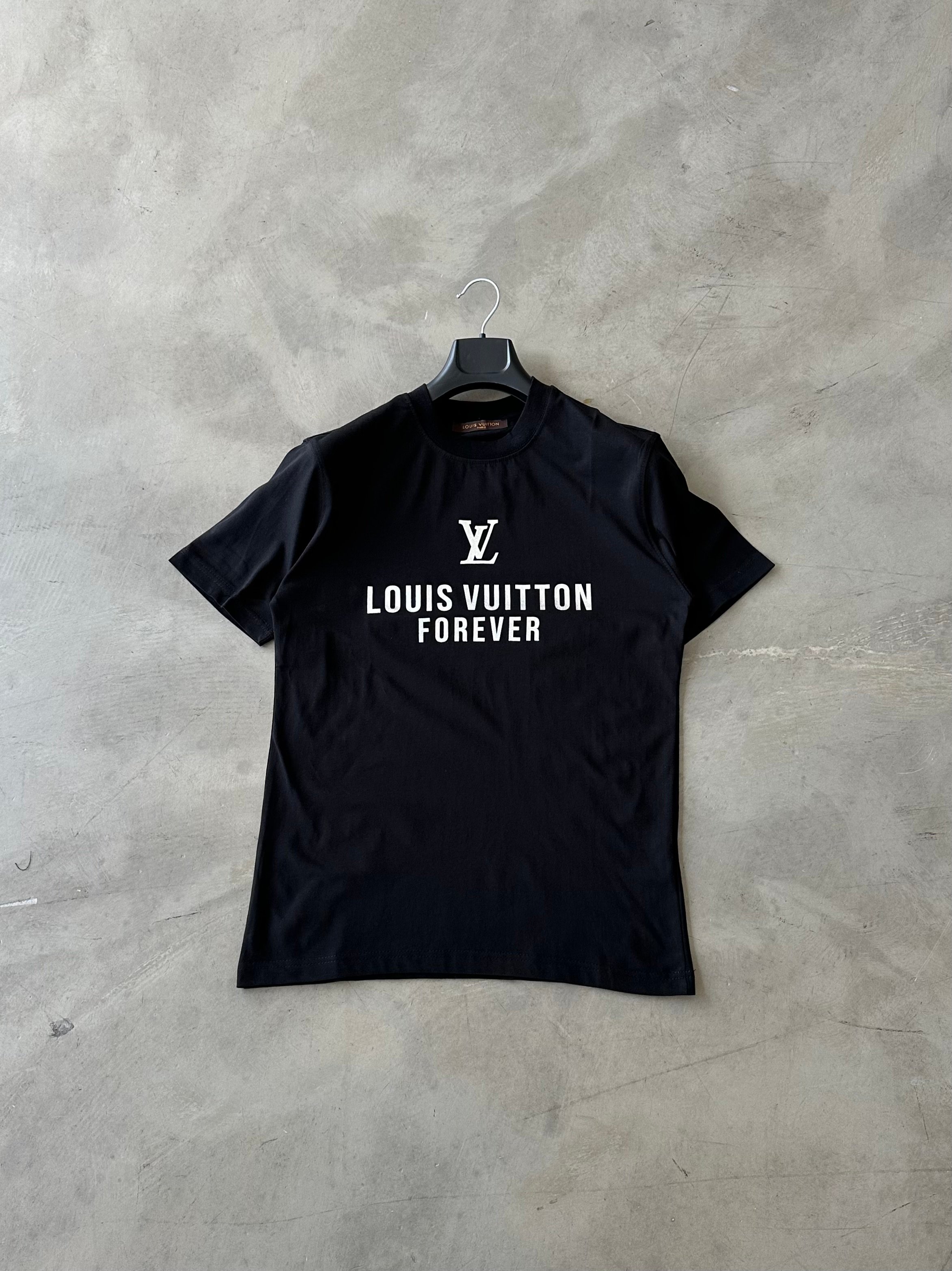 LV Orta Baskılı Premium Tee - Siyah