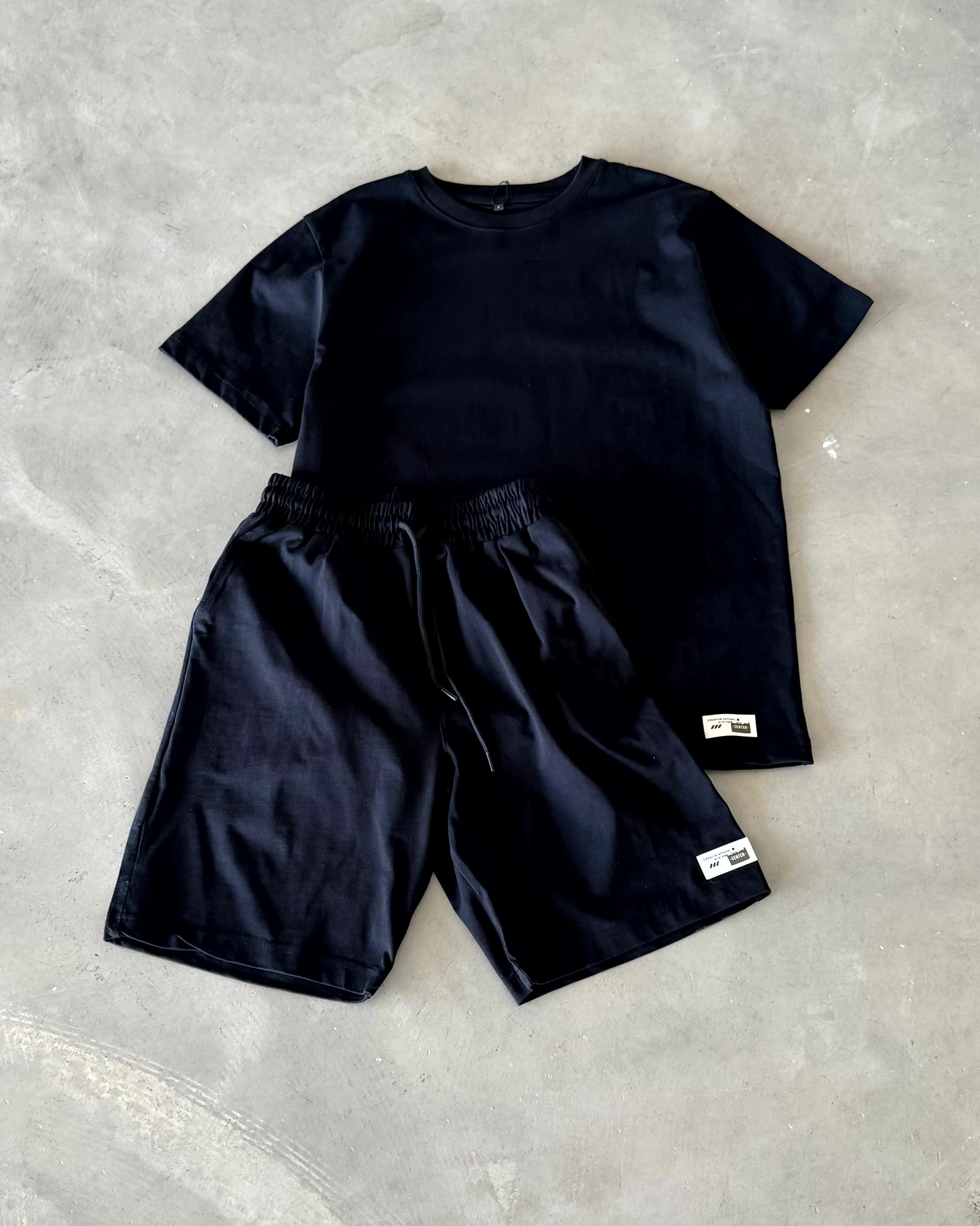 Etiket Detaylı Şort Takımı