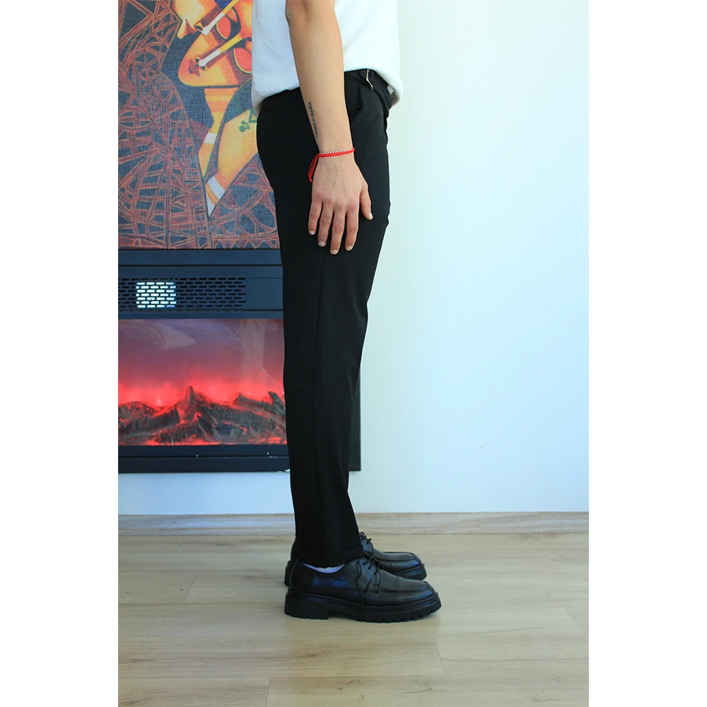 Dar Kesim Tokalı Kumaş Pantolon