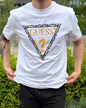 Sarı Üçgen Baskılı T-Shirt - Beyaz