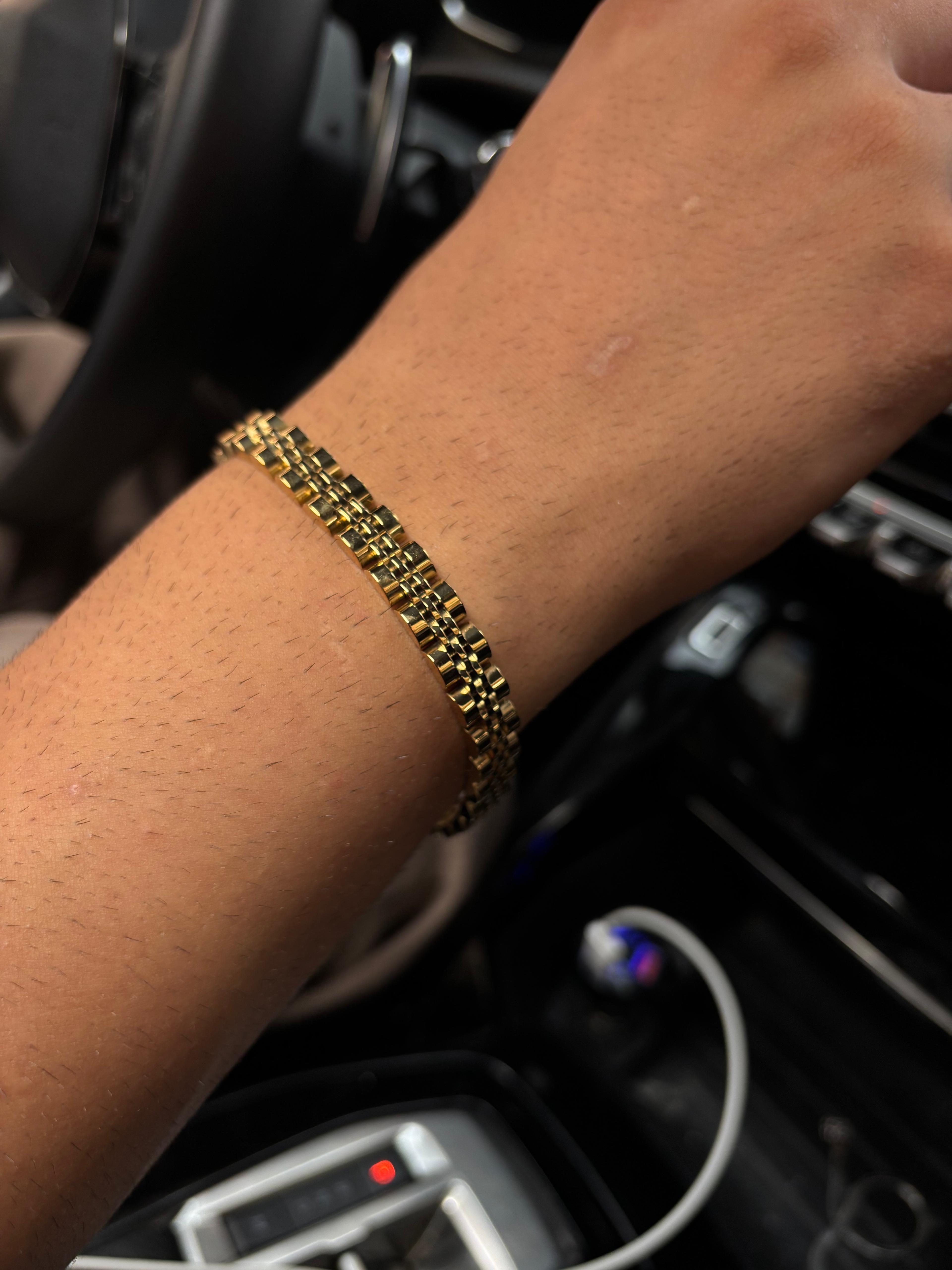 Premium Luxury Charm - Gold