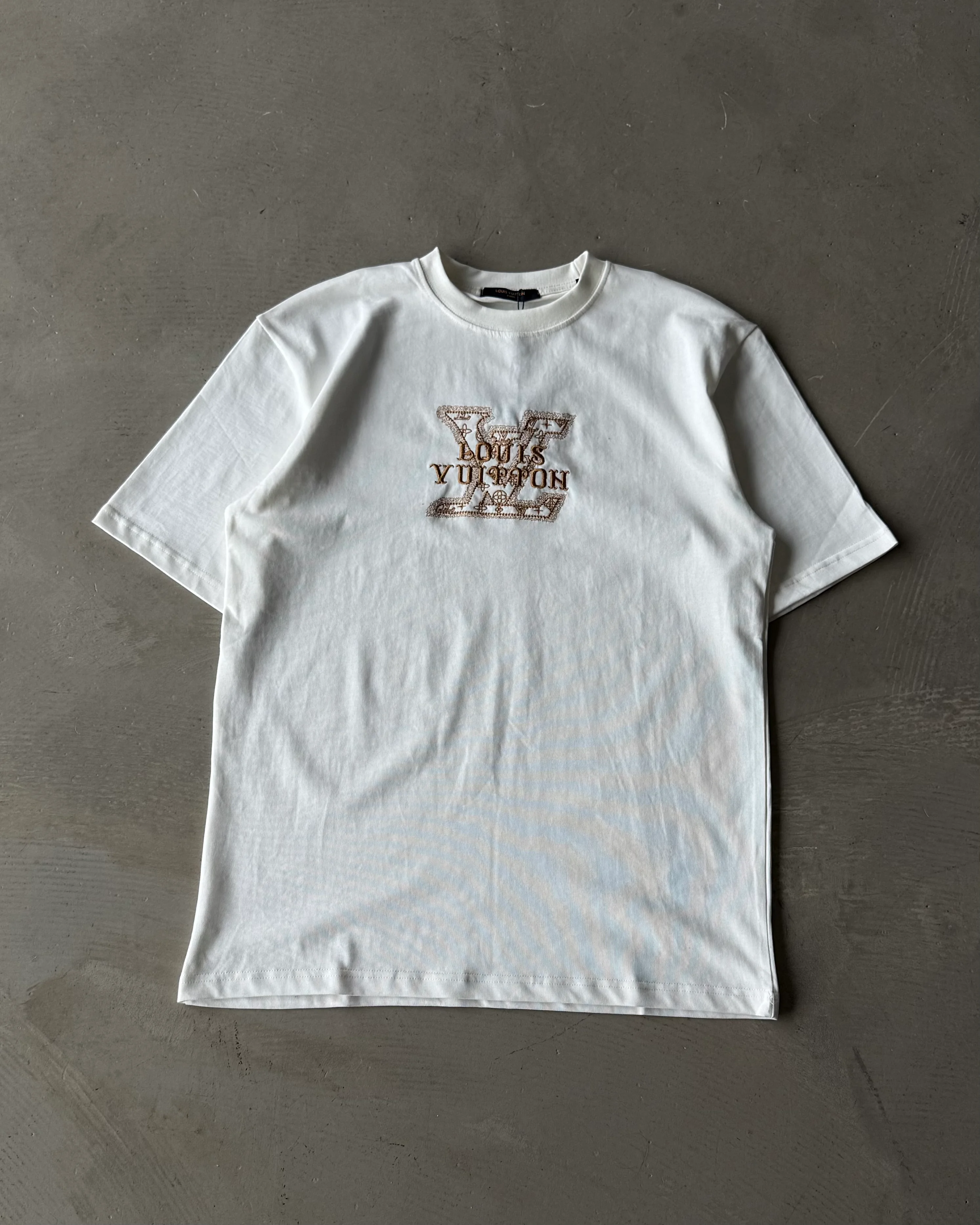 Göğüs Logo Nakışlı Basic T-Shirt