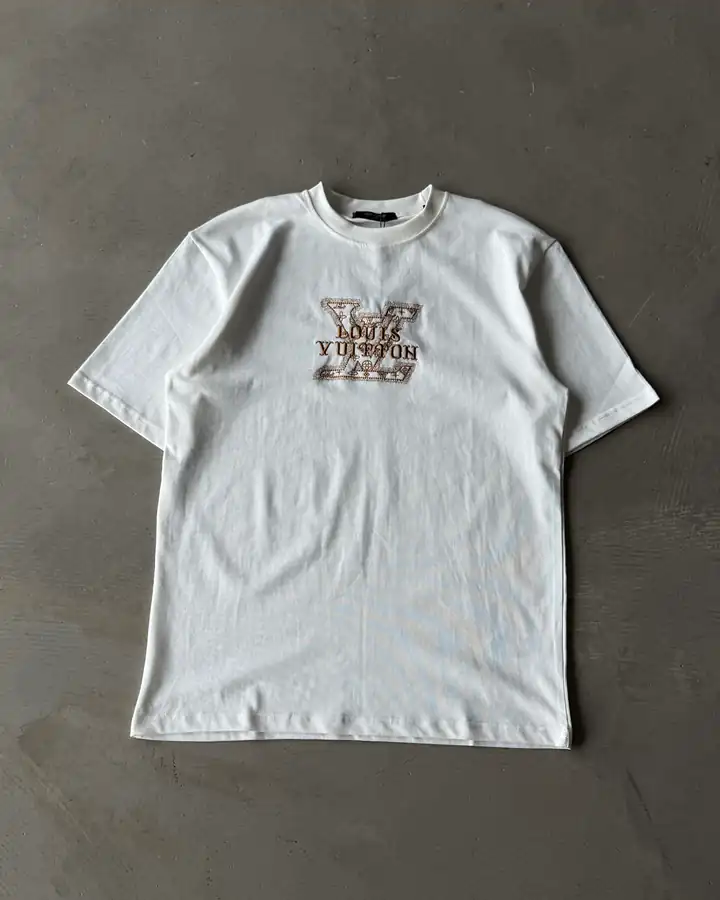 Göğüs Logo Nakışlı Basic T-Shirt