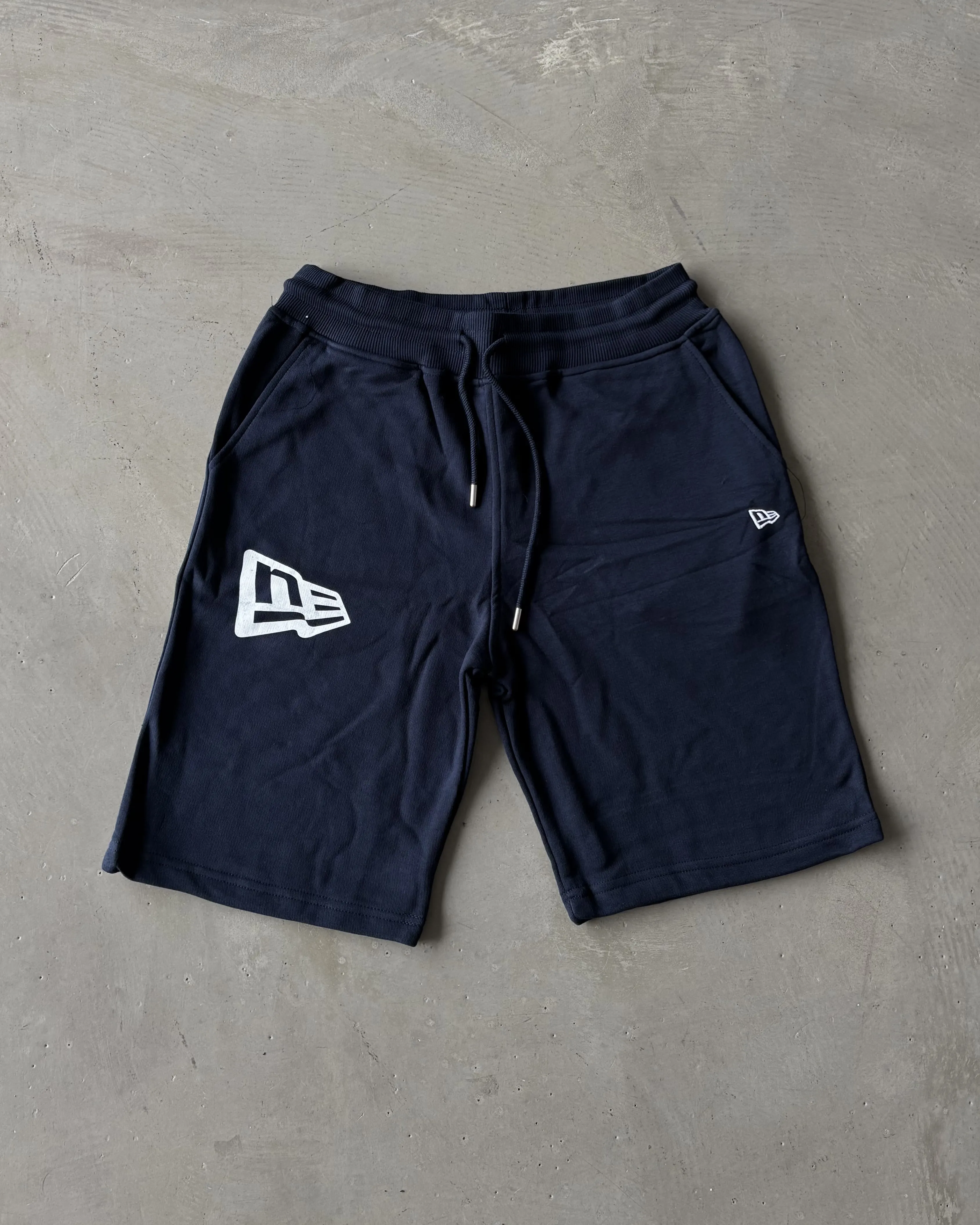 Baskı ve Nakış Detaylı Şort