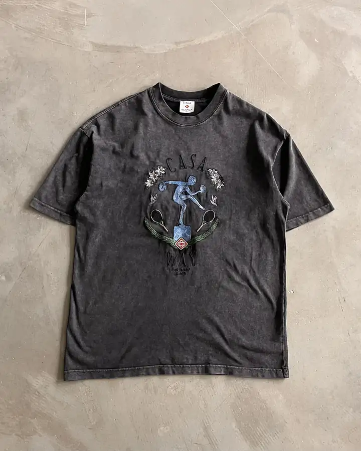 Göğüs Nakış Detaylı T-Shirt