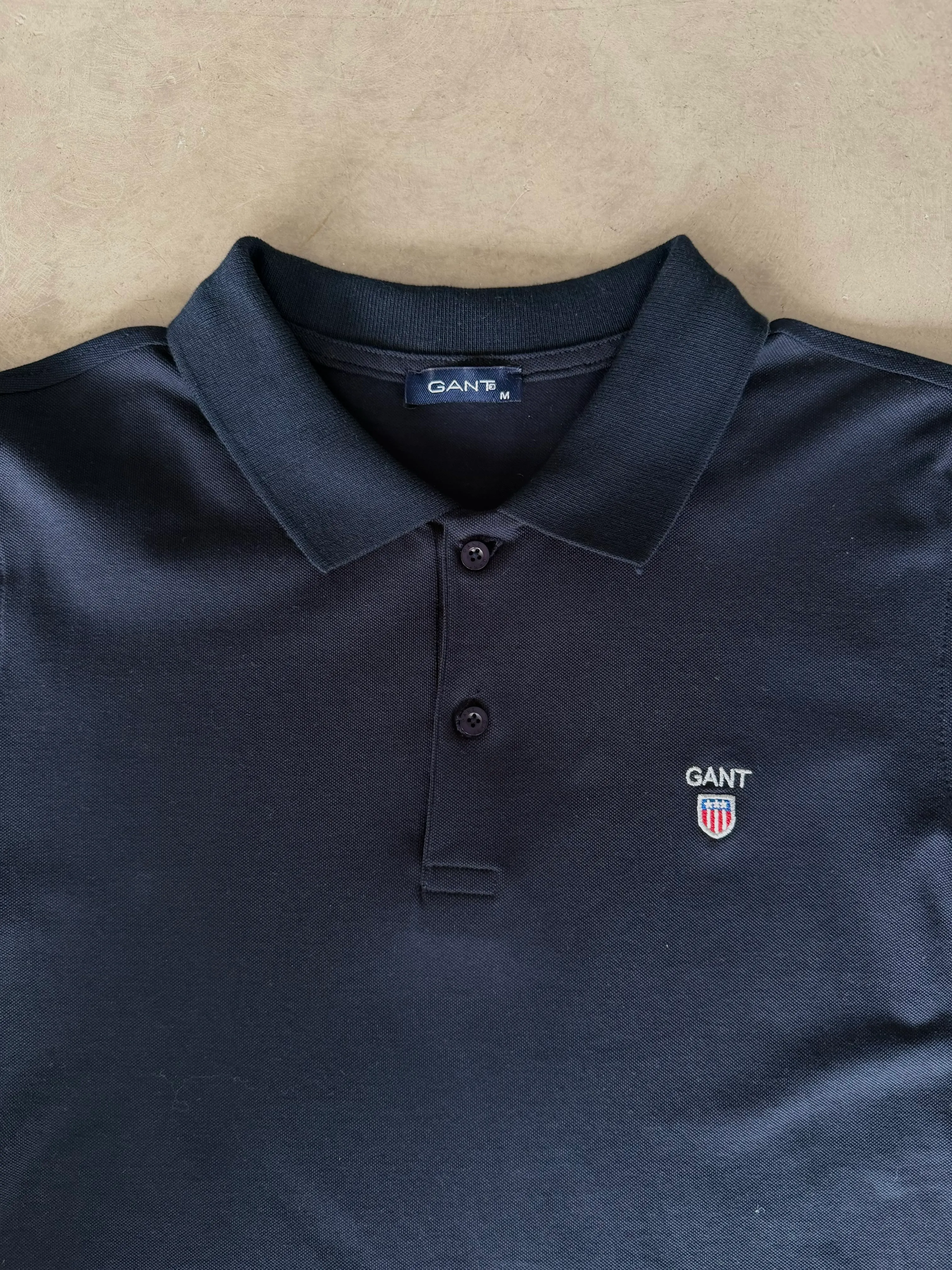 Basic Polo Yaka Erkek T-Shirt – Çok Renk Seçenekli | Zamansız ve Şık Stil