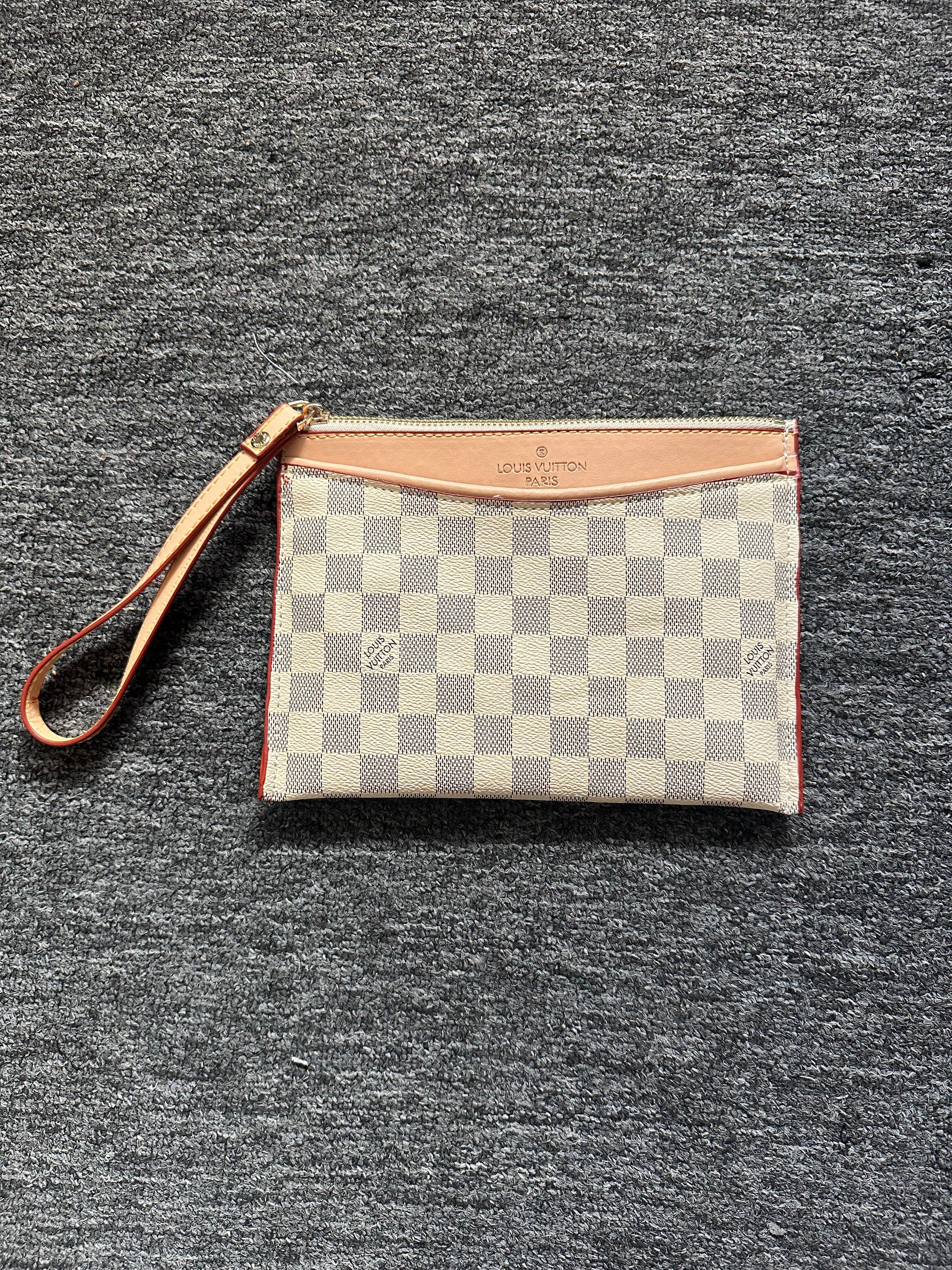 LV Premium El Cüzdanı - Beyaz