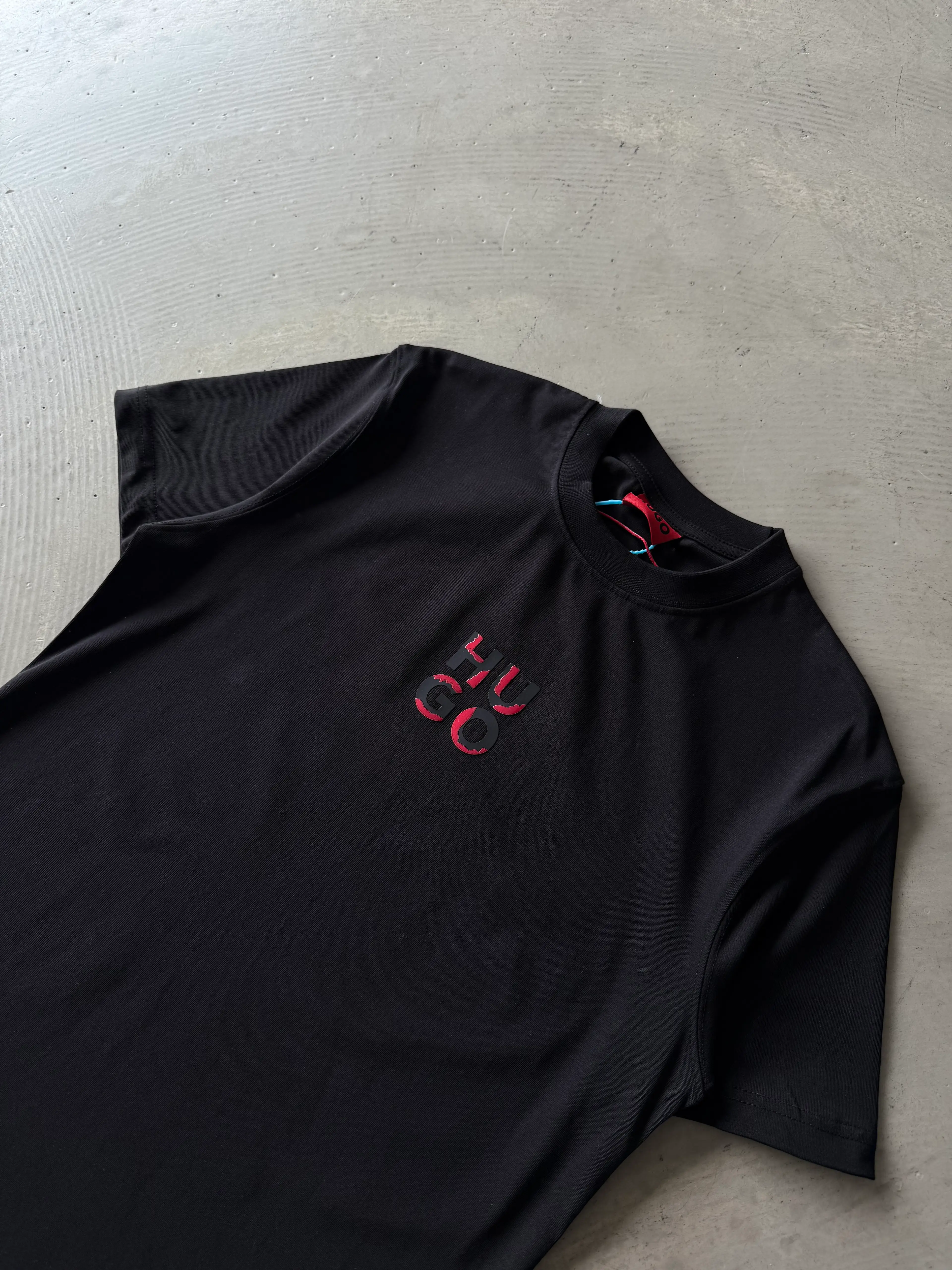 Göğüs Logo Baskılı Basic T-Shirt