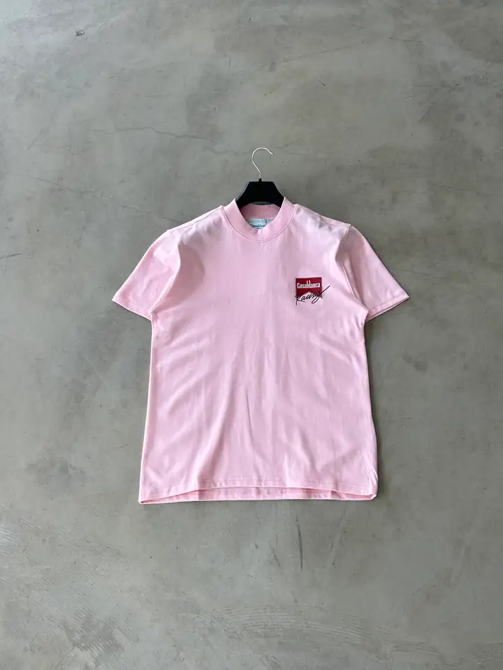 CB Minimal Logo Detaylı Erkek T-Shirt – Pembe | Günlük Şık ve Rahat