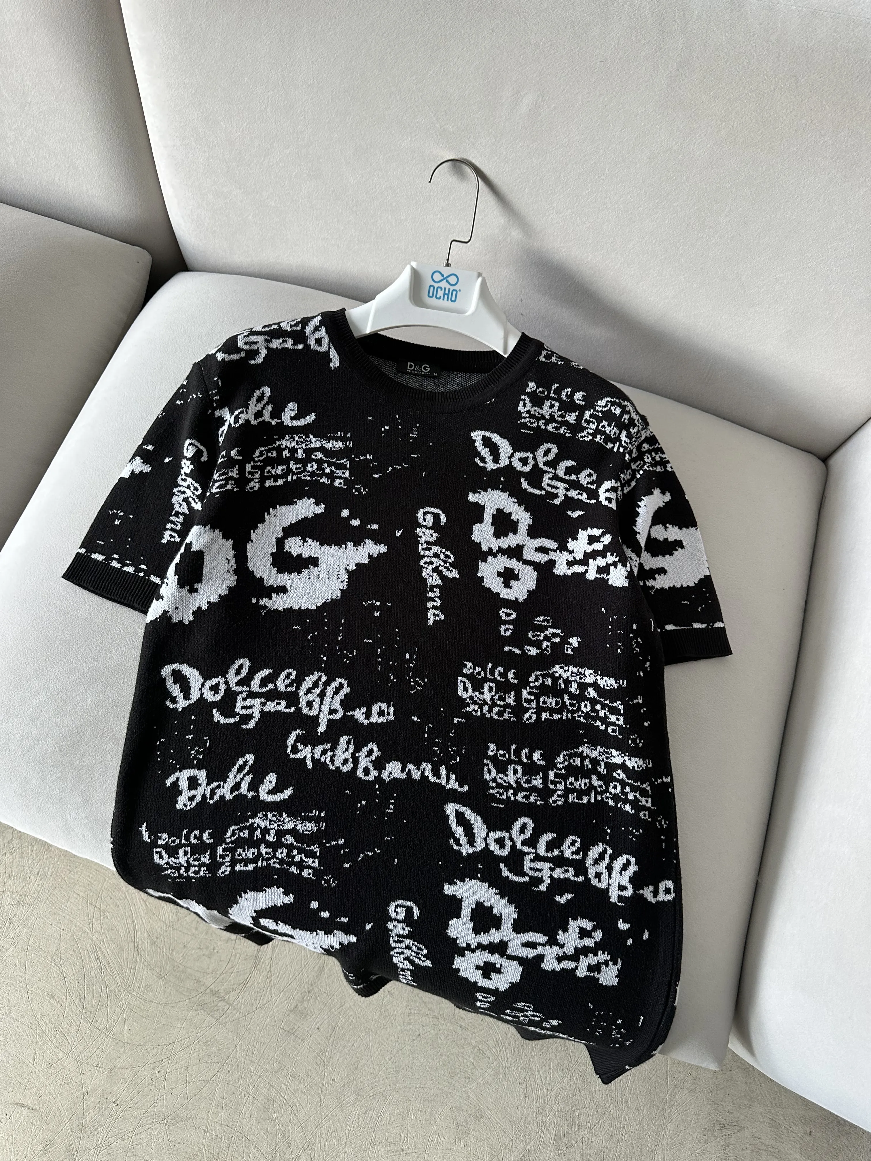 Karışık Logo Detaylı T-Shirt