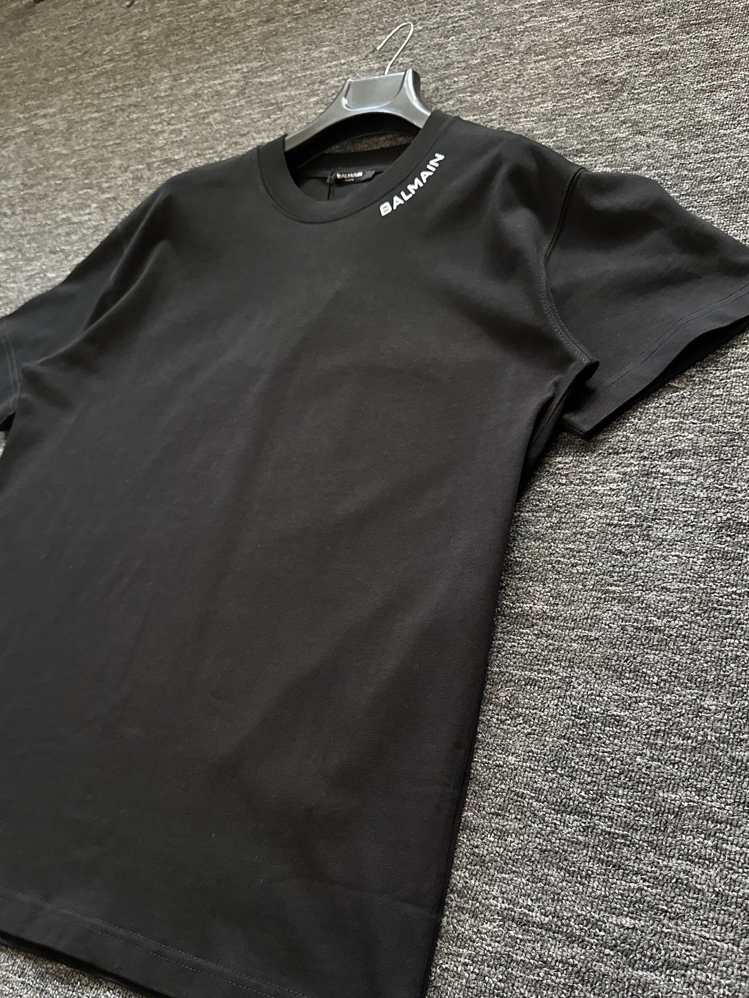 B.Paris Basic Black Premium Tee