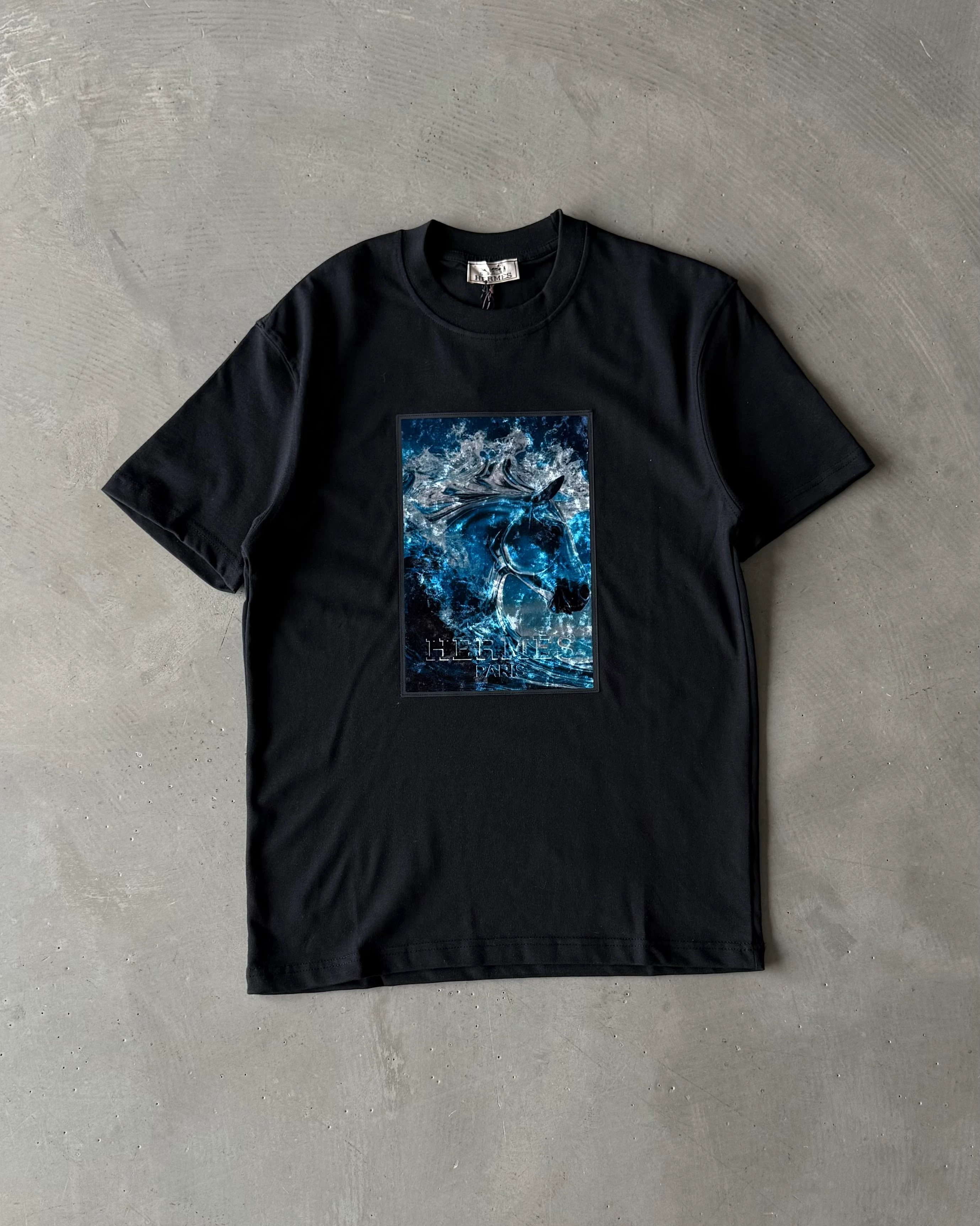 Mavi At Detaylı Basic T-Shirt