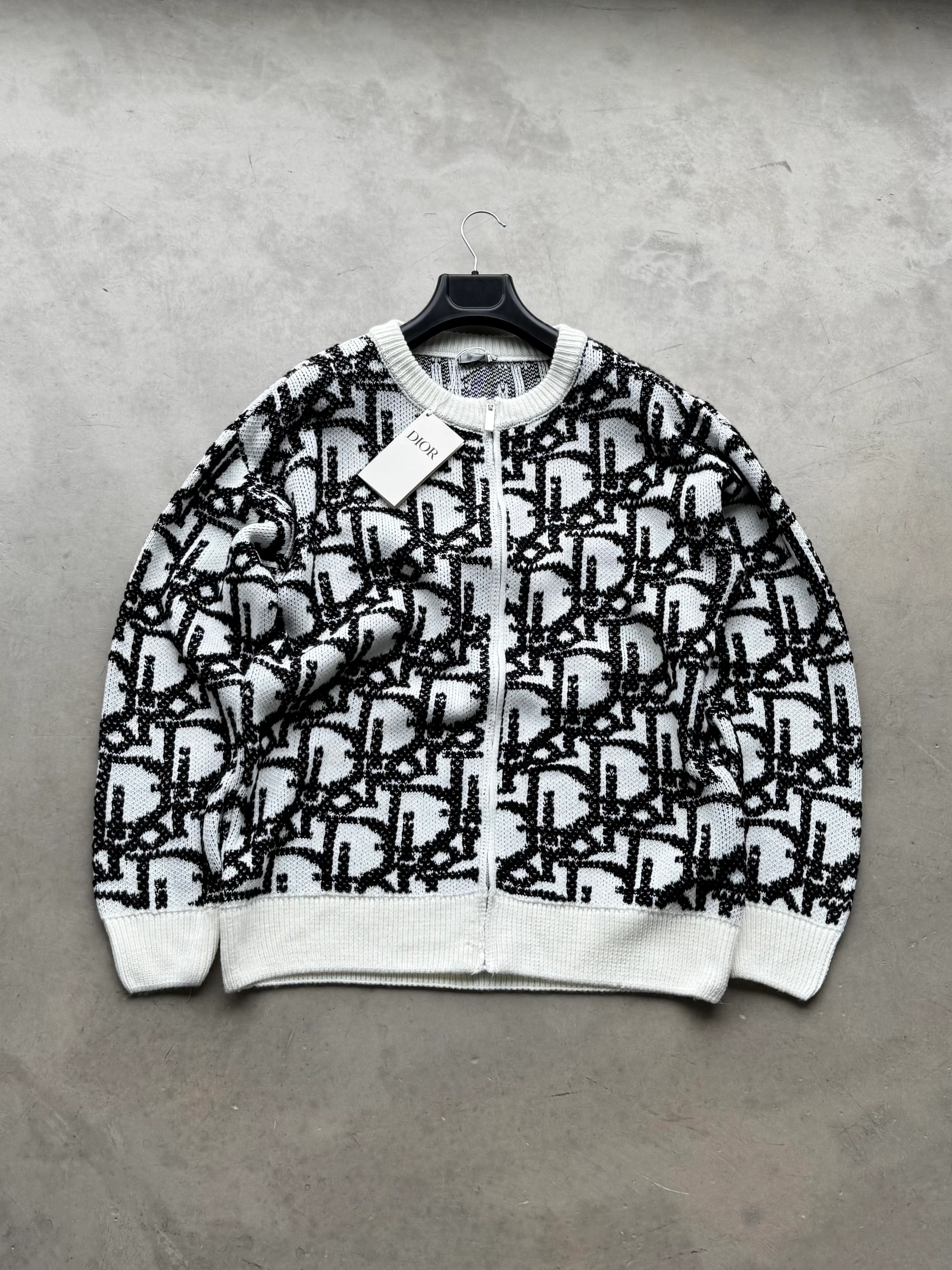 CD Nakışlı Premium Ceket - Beyaz