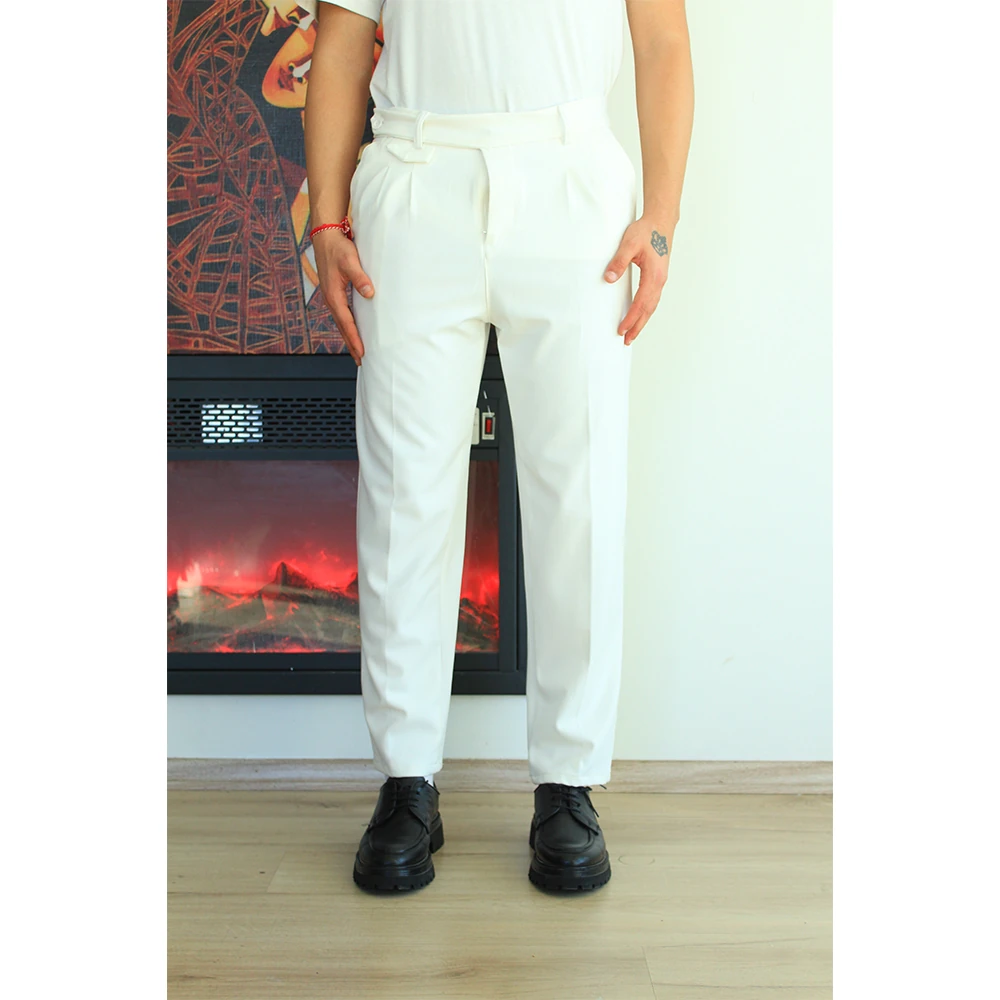 Kapaklı Süs Cep Detaylı Kumaş Pantolon