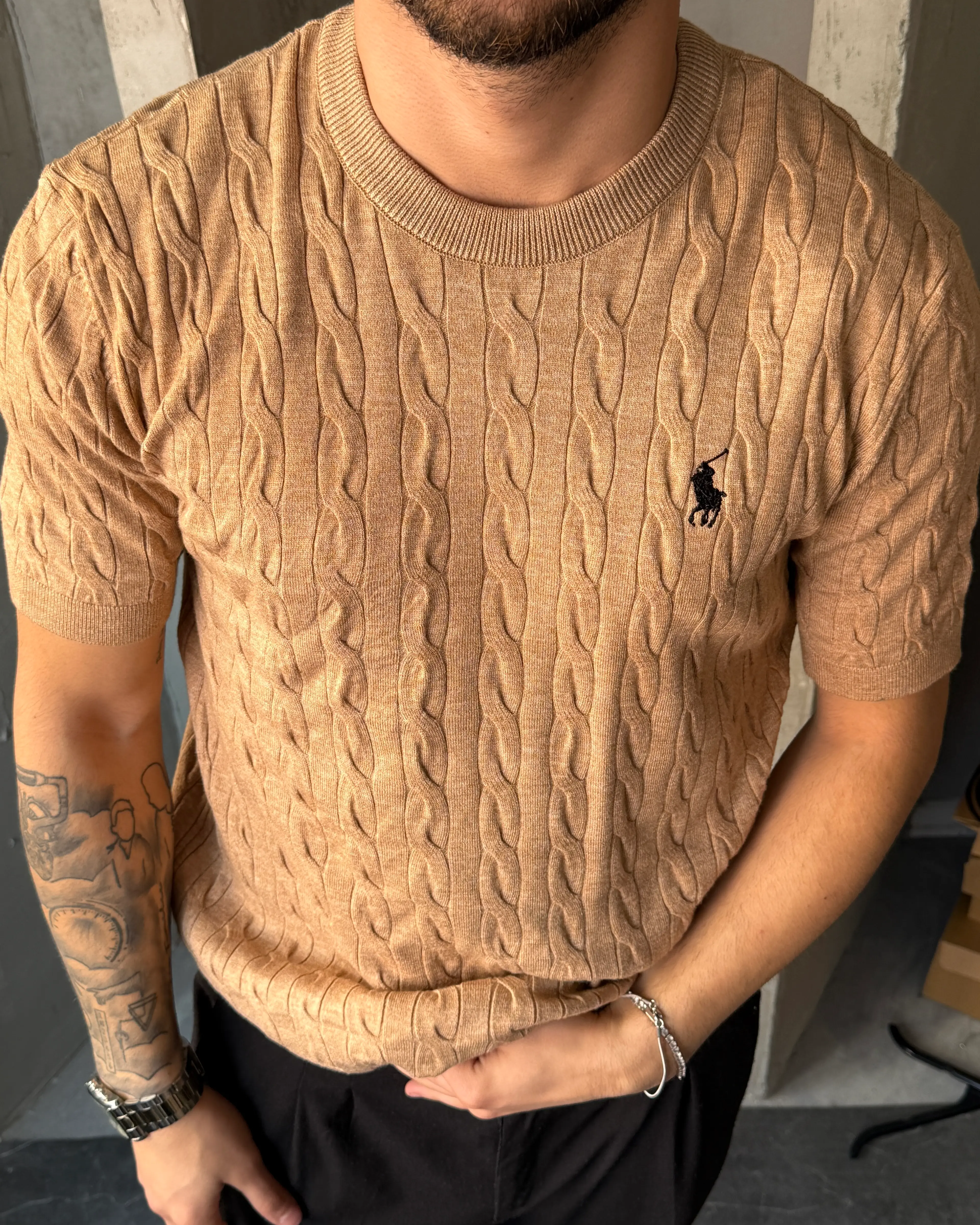 Dikey Örgü Desenli Bisiklet Yaka Triko T-Shirt