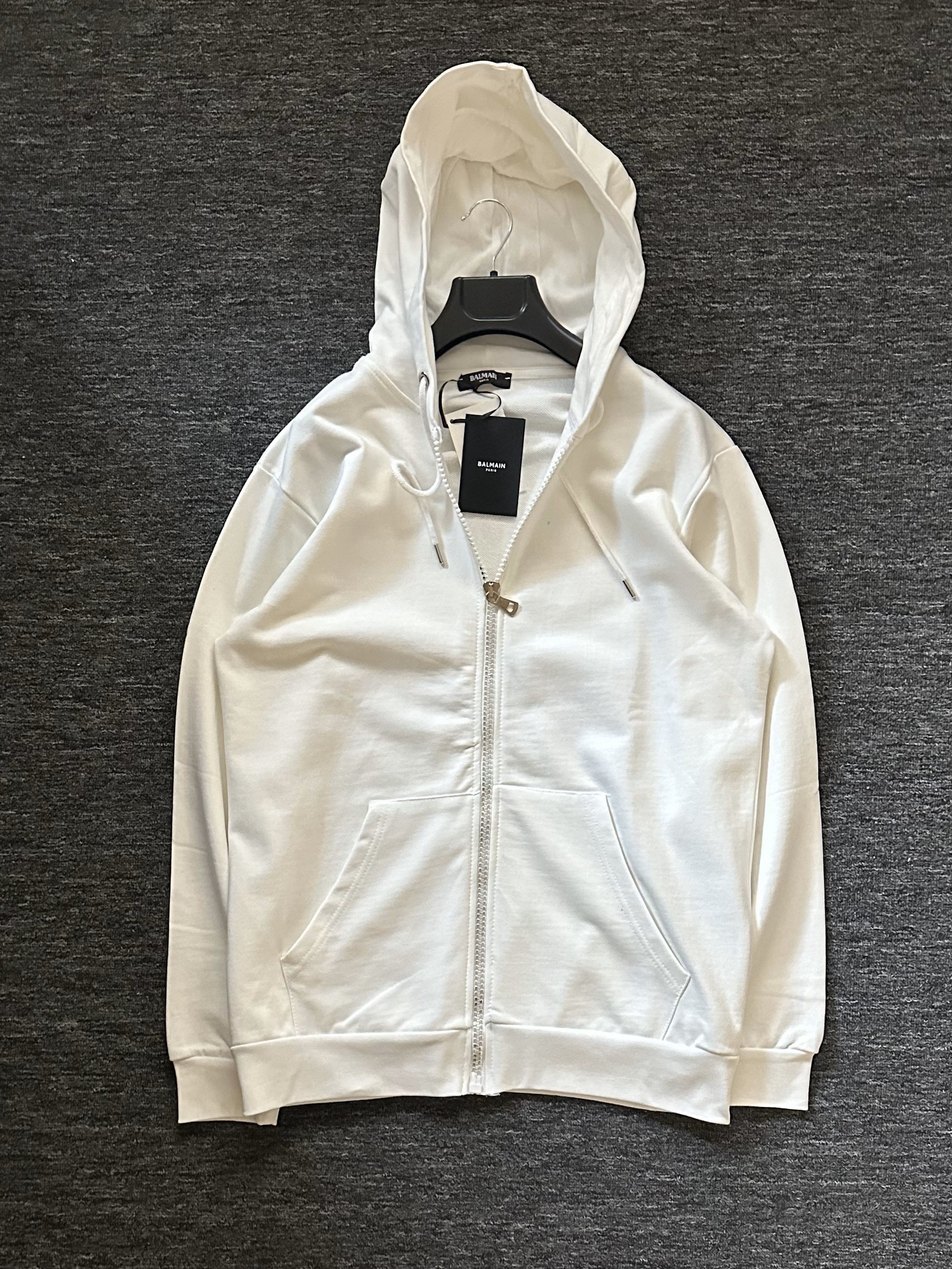 B. Paris Printed Premium Zip