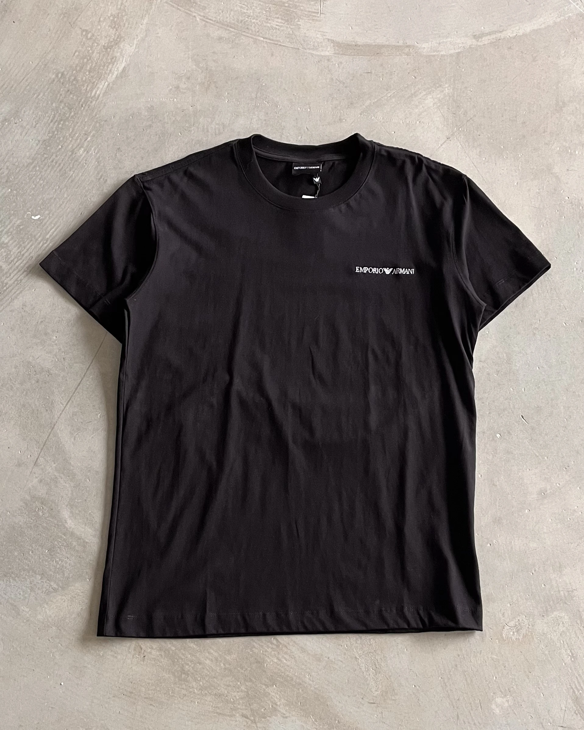 Sol Göğüs Nakış Detaylı T-Shirt